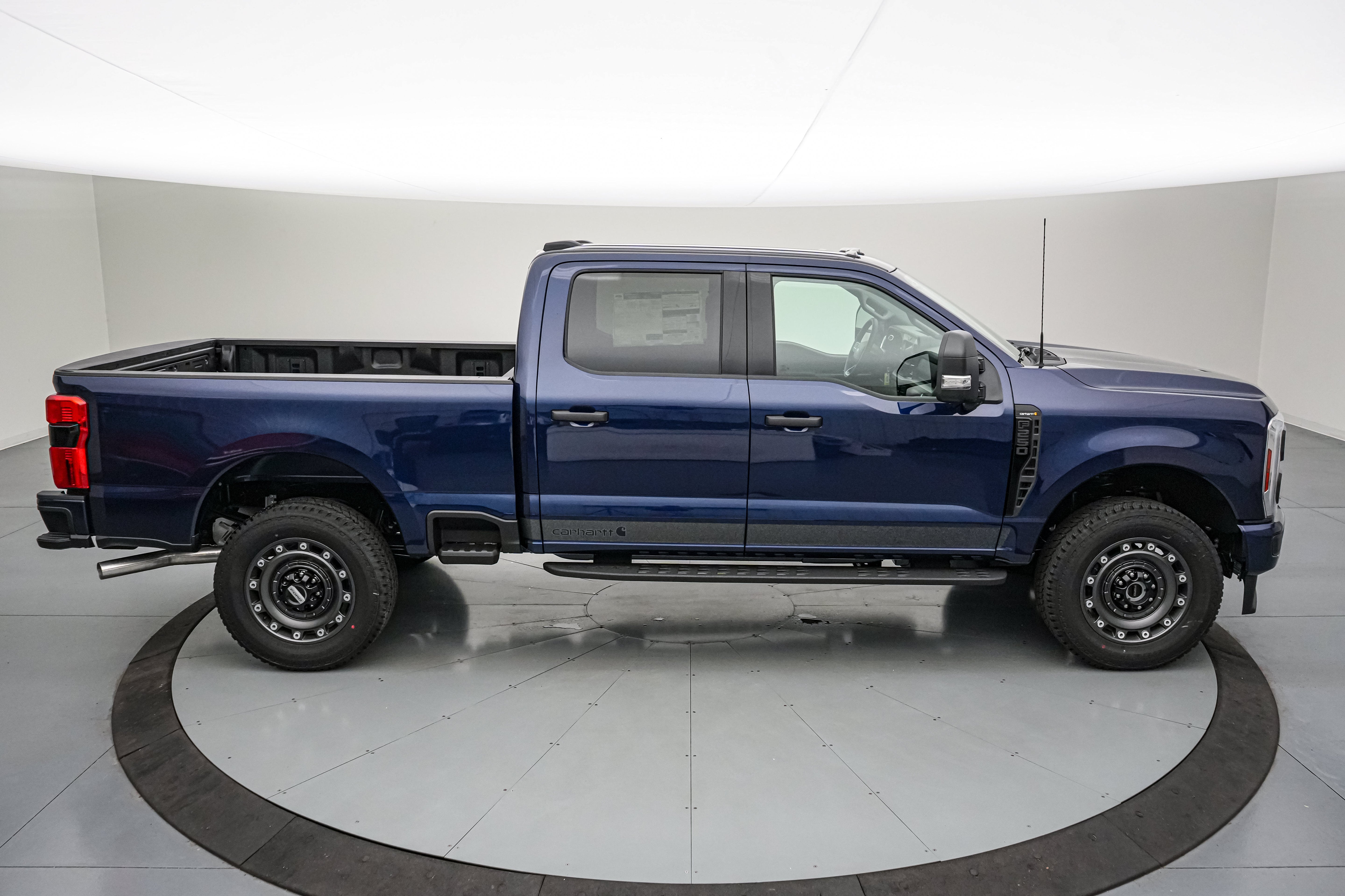 2027 Ford Super Duty F-250 SRW XLT Carhartt