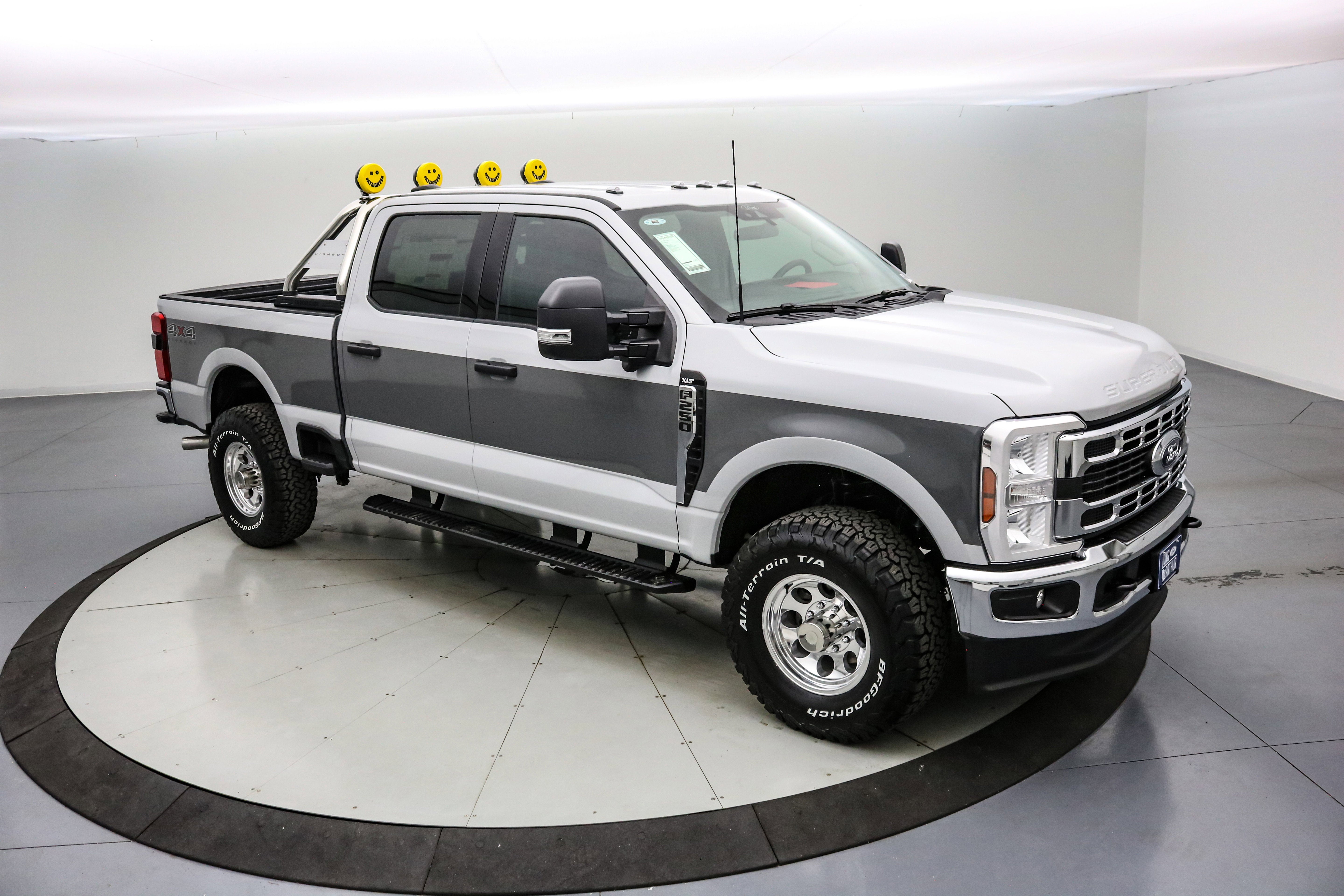 2025 Ford Super Duty F-250 SRW Highboy