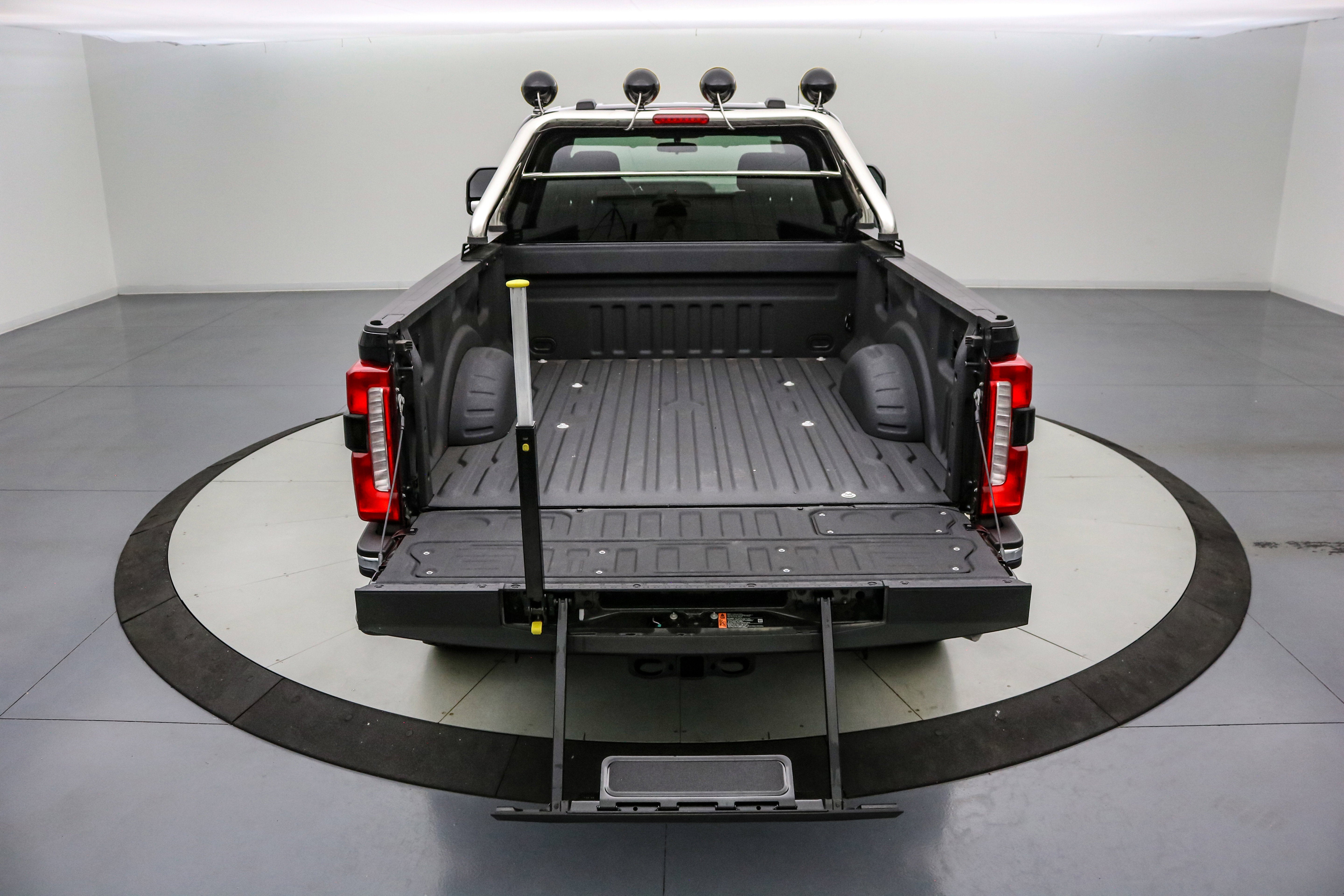 2025 Ford Super Duty F-250 SRW Highboy