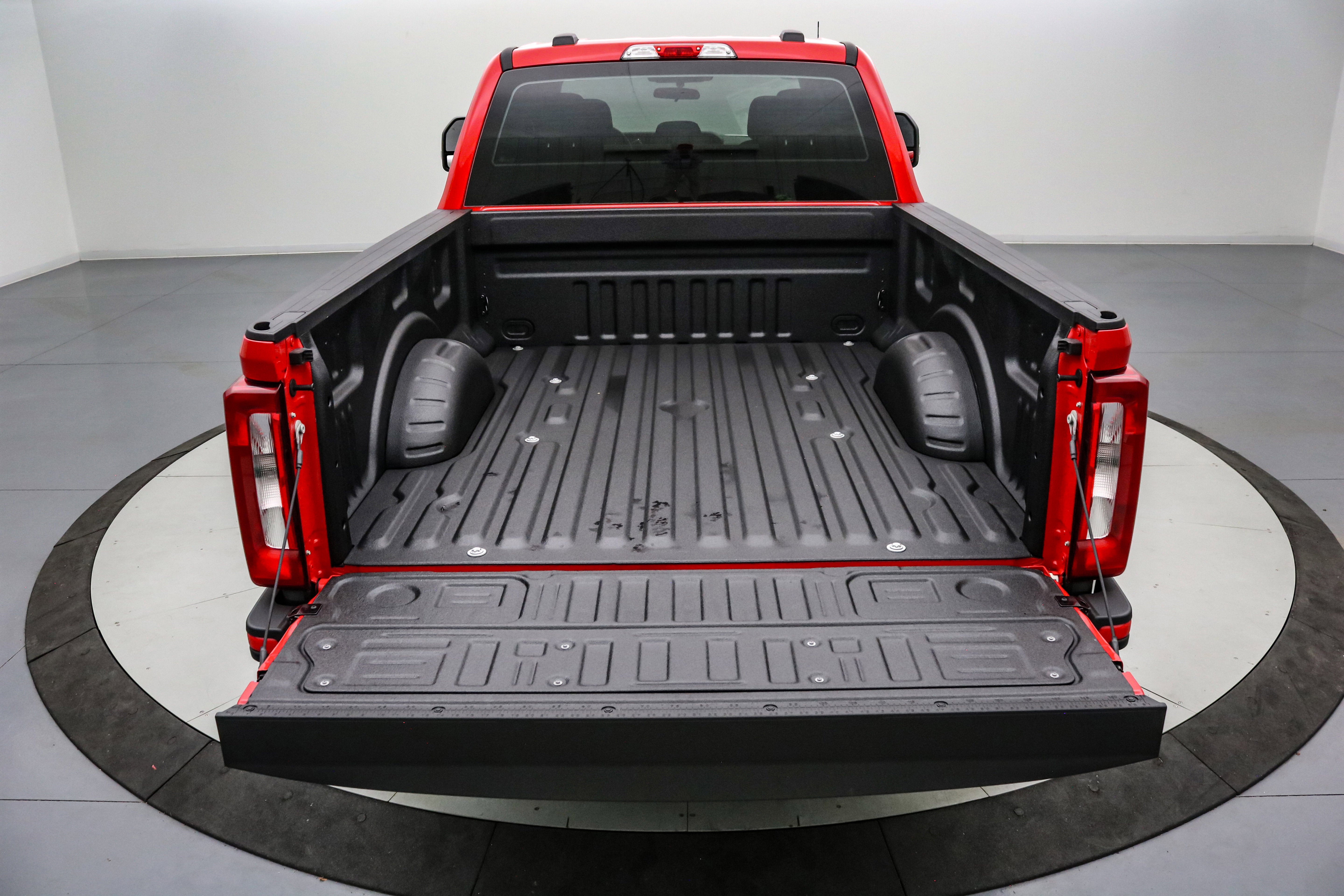 2026 Ford Super Duty F-250 SRW XL w/STX Appearance Package