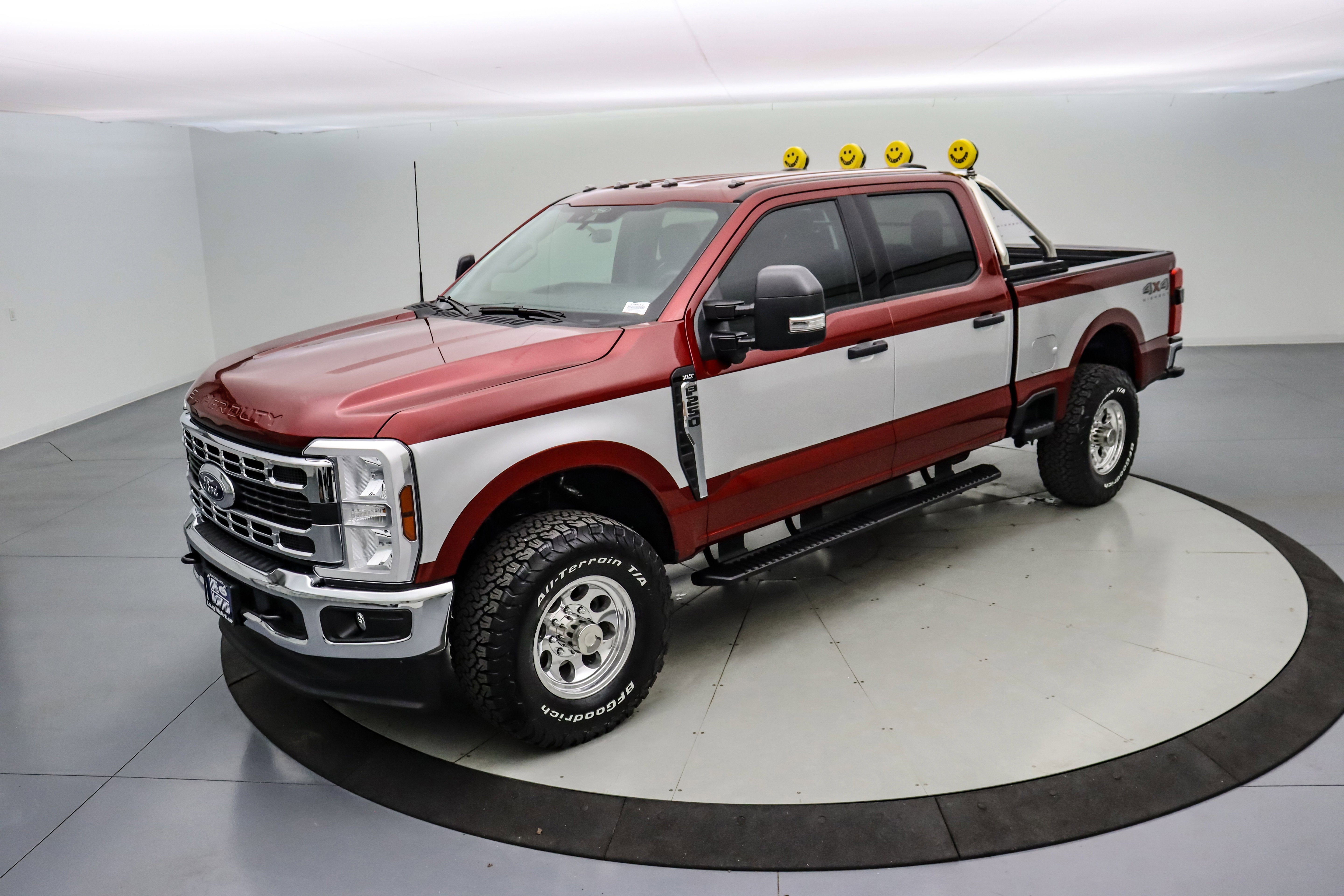 2025 Ford Super Duty F-250 SRW Highboy