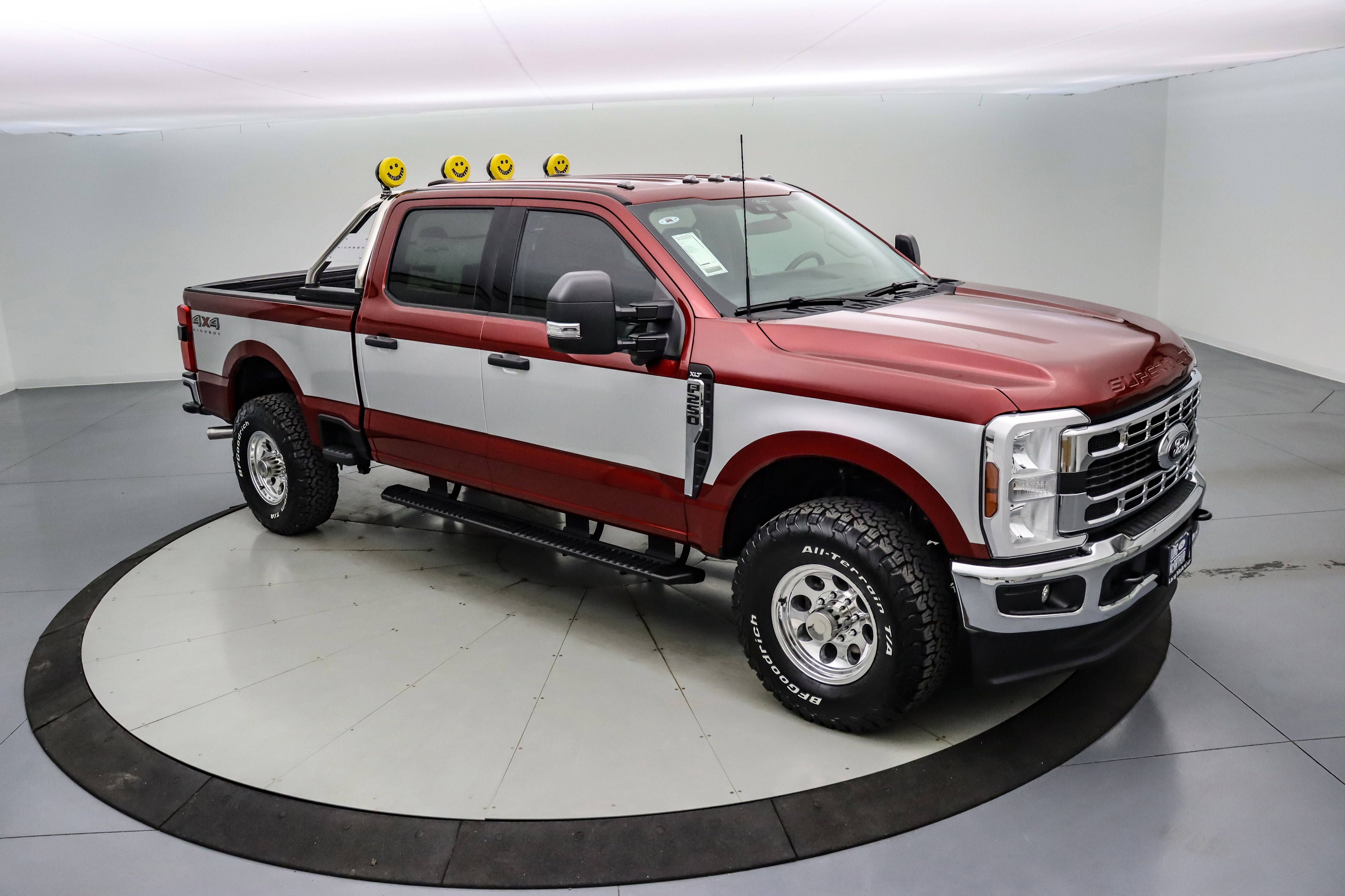 2025 Ford Super Duty F-250 SRW Highboy