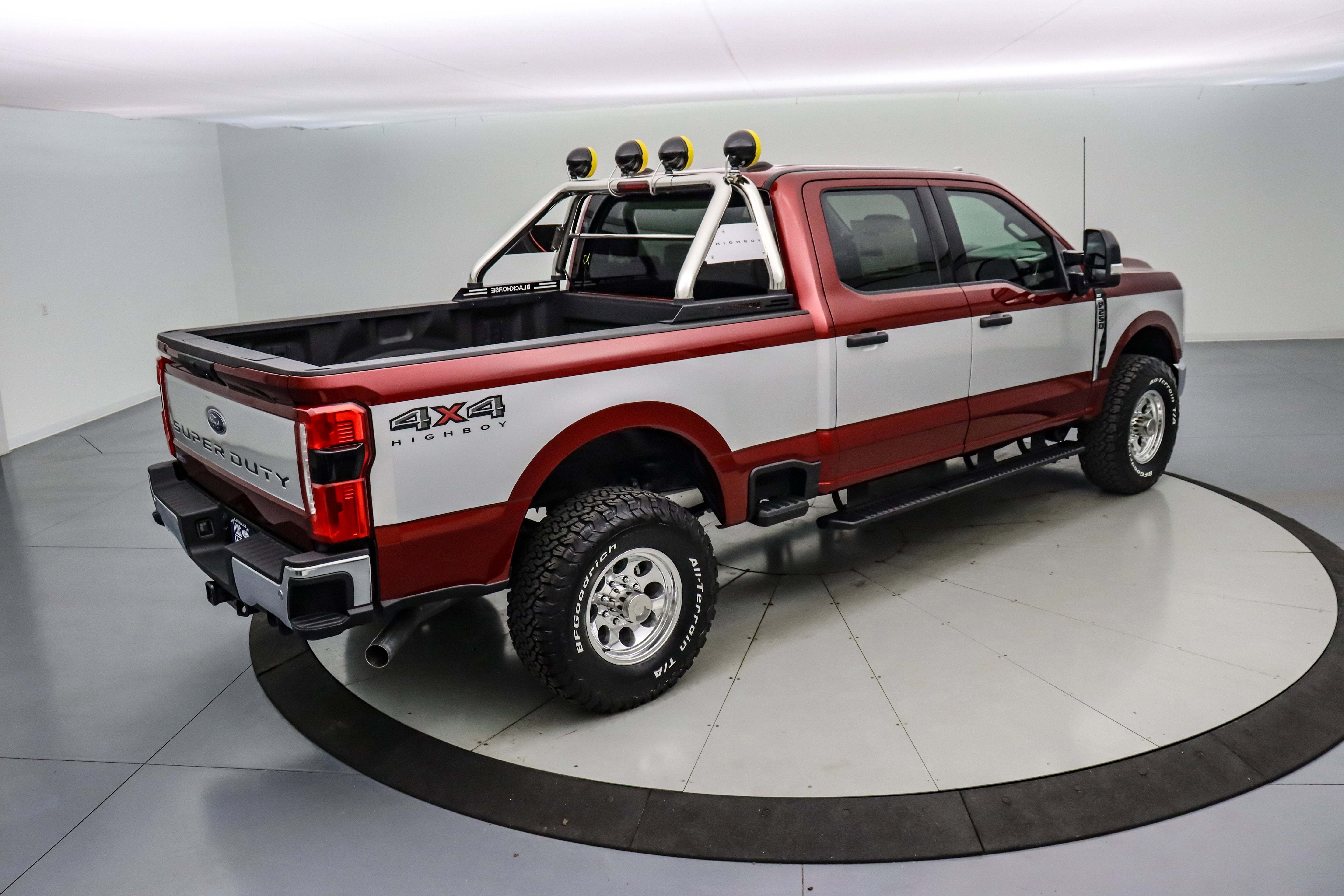 2025 Ford Super Duty F-250 SRW Highboy