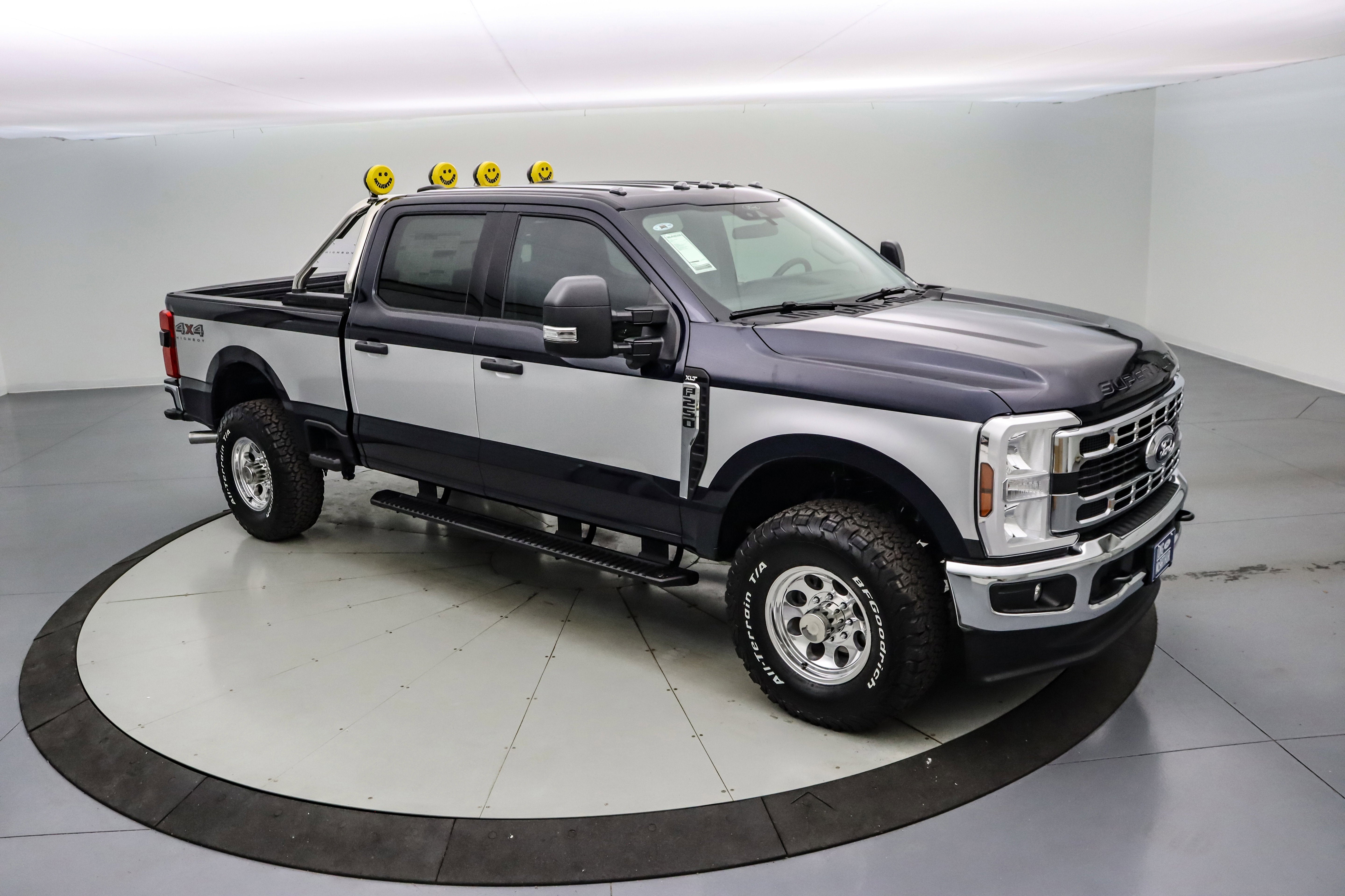 2025 Ford Super Duty F-250 SRW Highboy