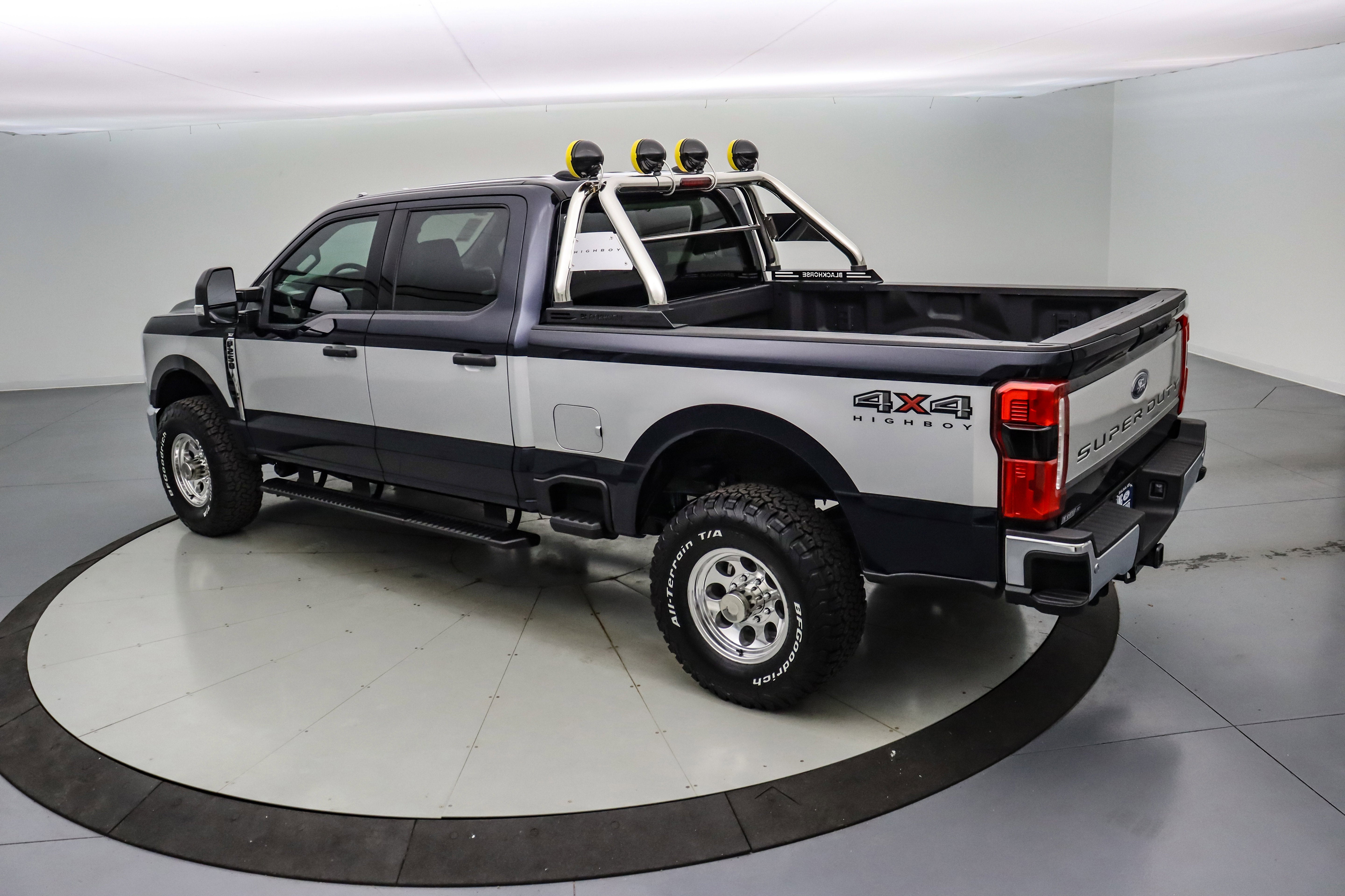 2025 Ford Super Duty F-250 SRW Highboy