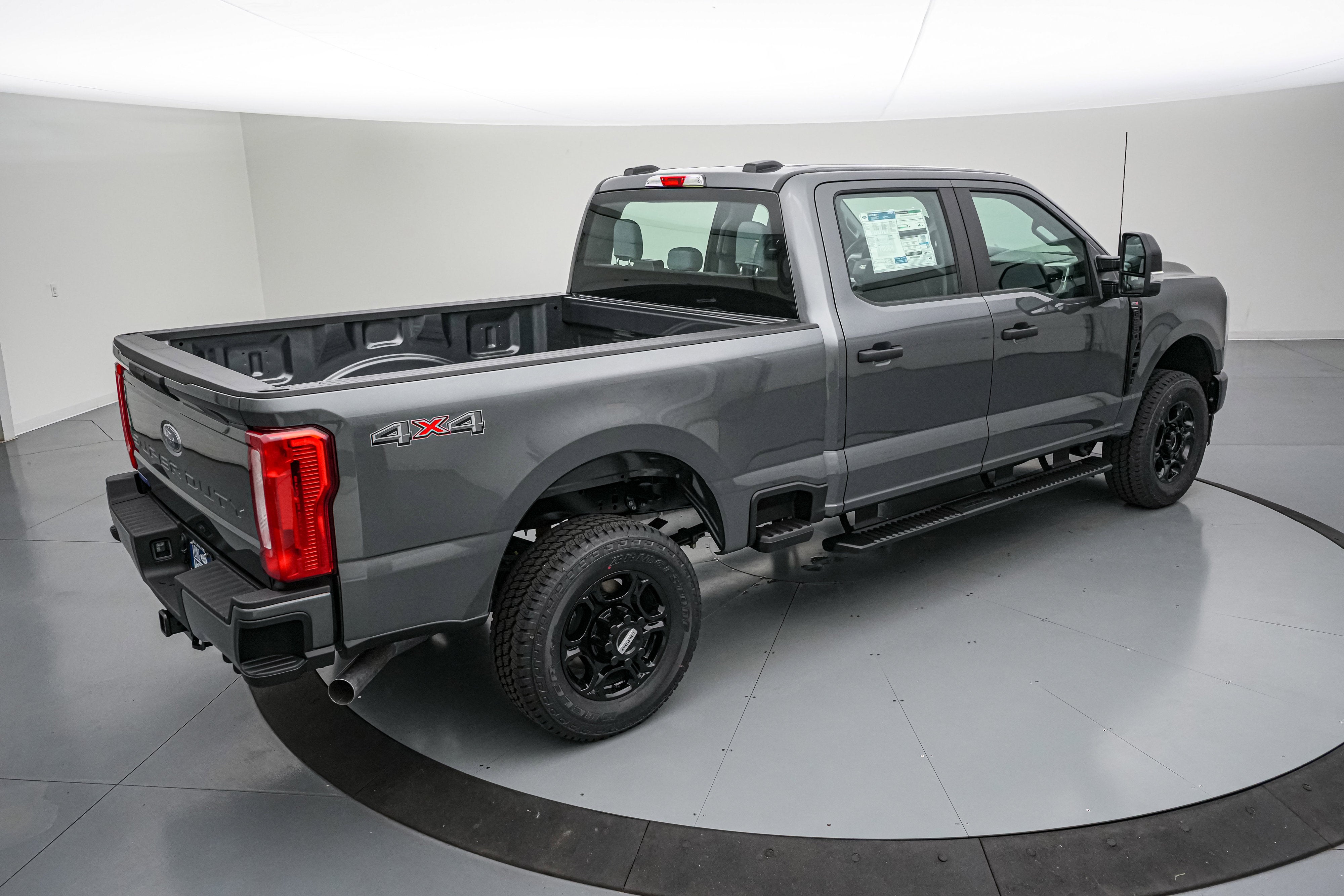 2026 Ford Super Duty F-250 SRW XL w/STX Appearance Package