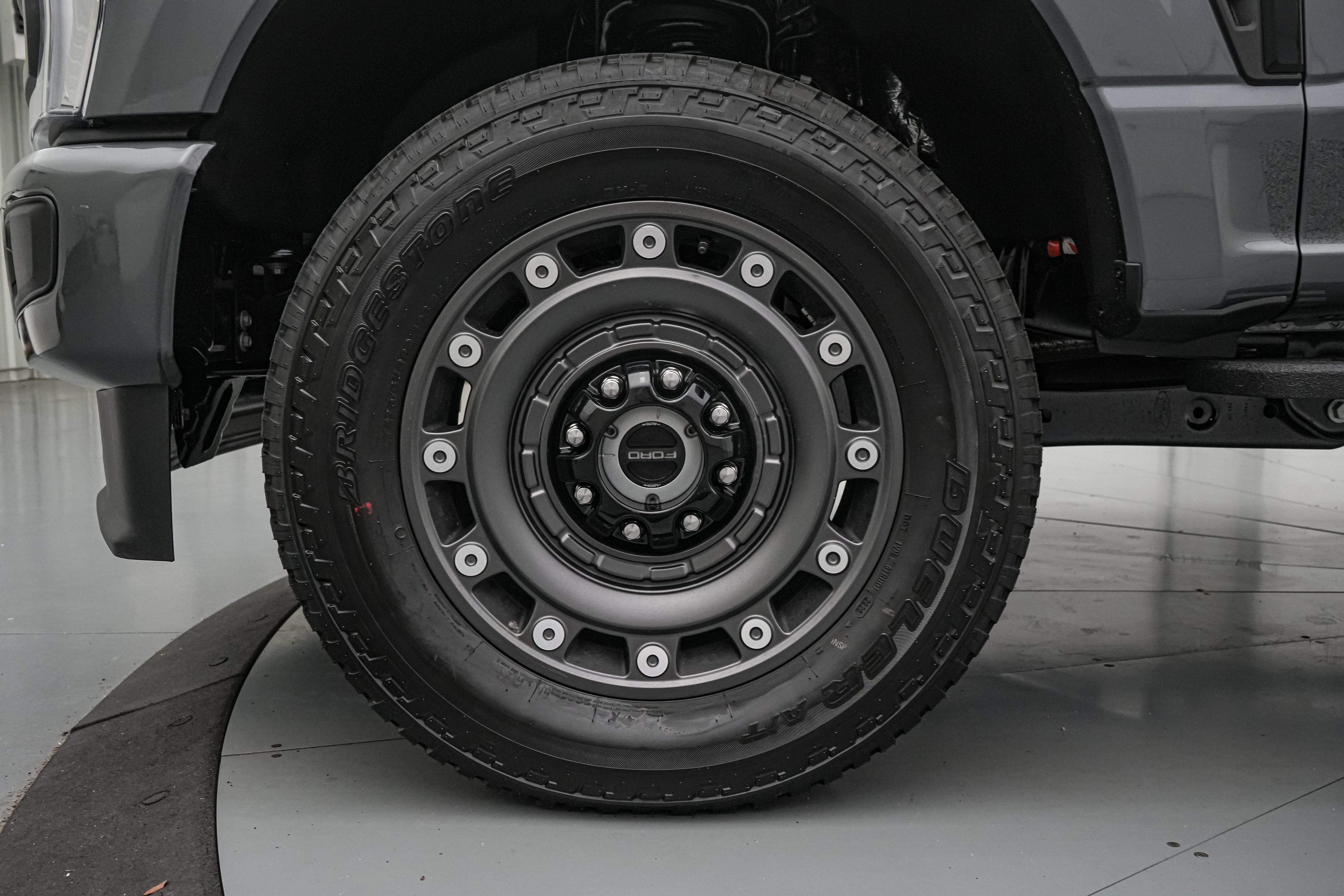 2027 Ford Super Duty F-250 SRW XLT Carhartt