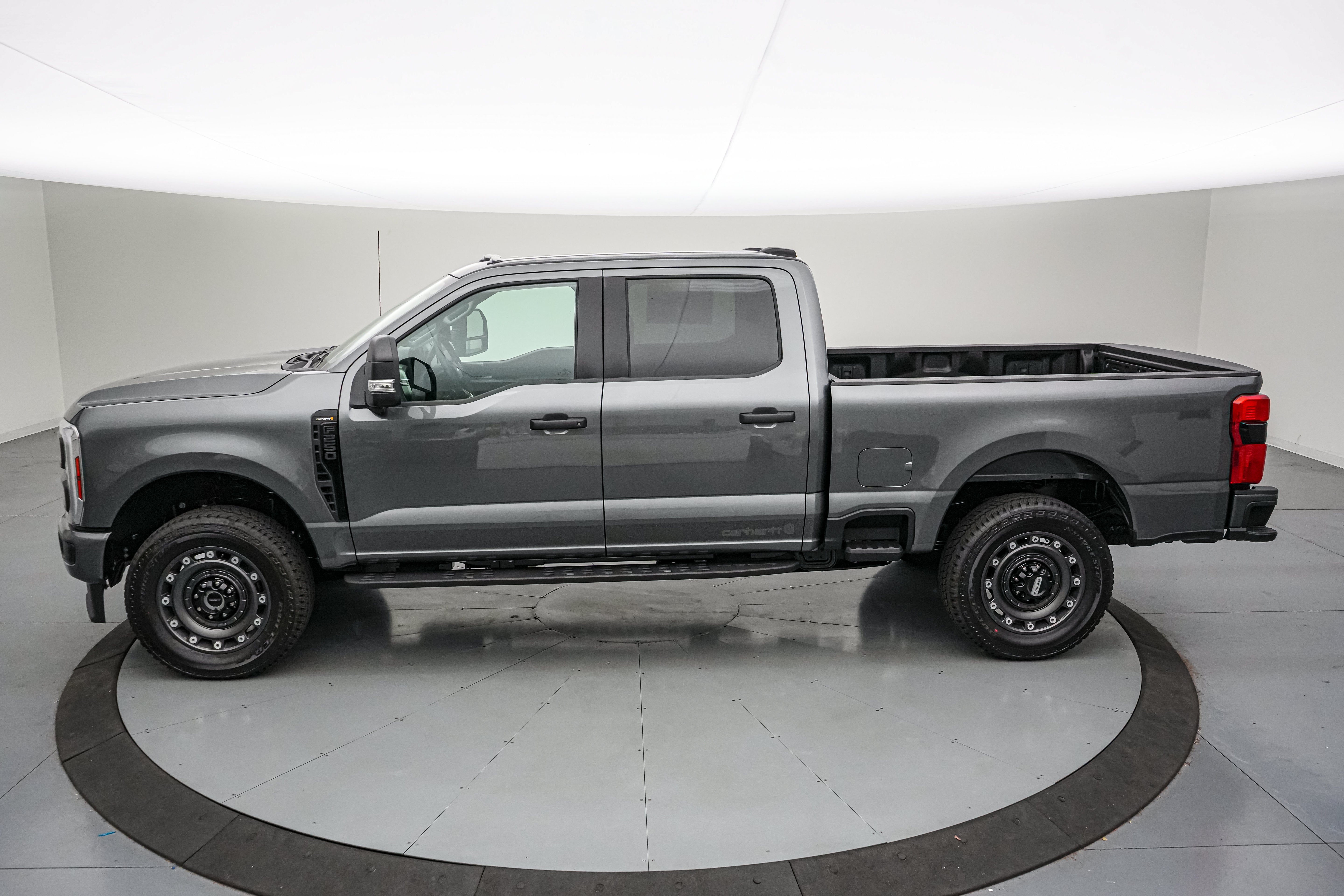 2027 Ford Super Duty F-250 SRW XLT Carhartt