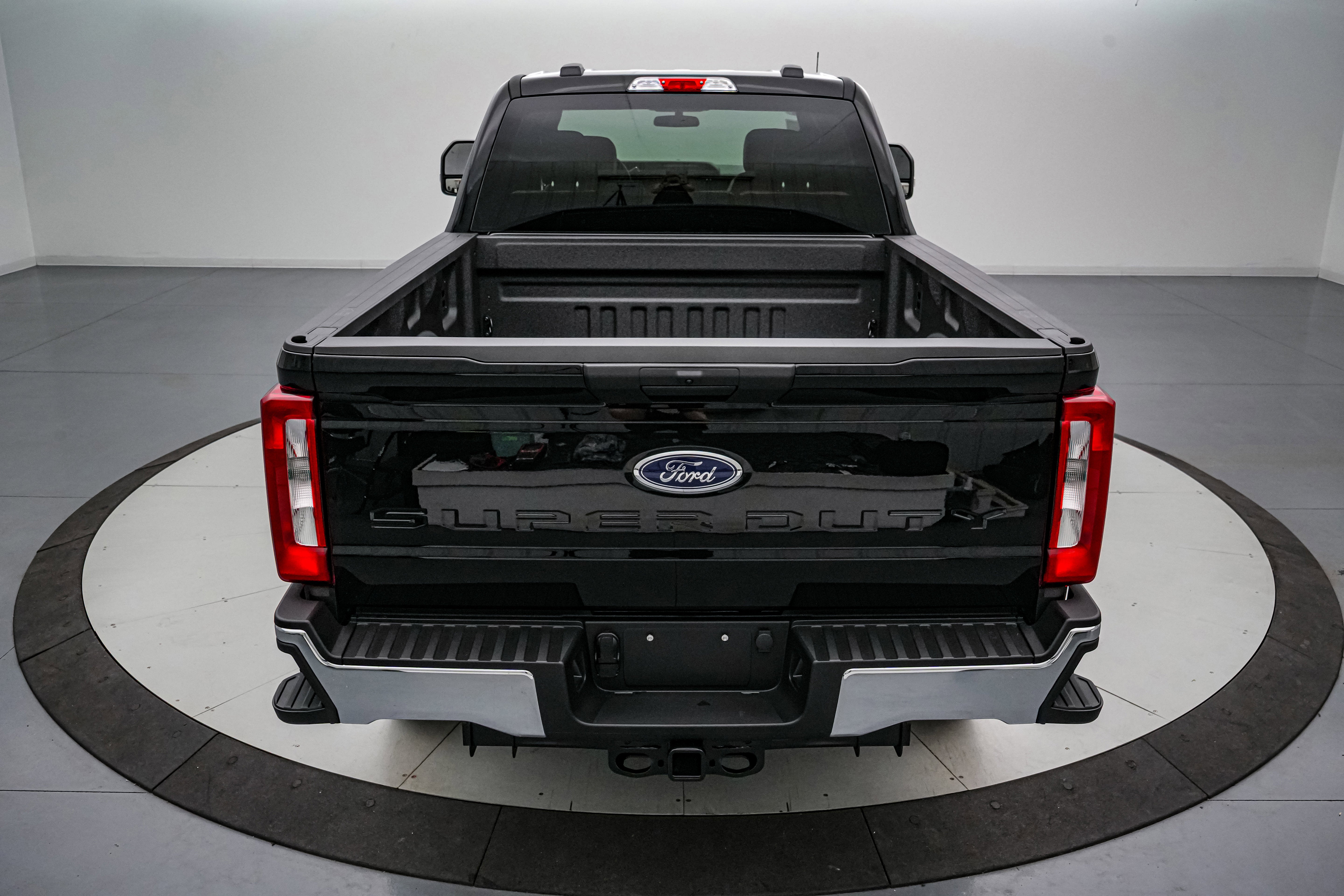 2026 Ford Super Duty F-250 SRW XLT Luxury Package