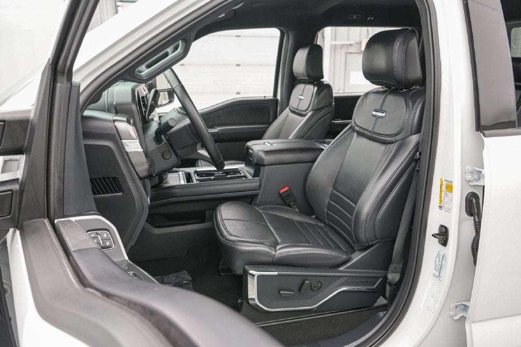 2025 Ford F-250SD Platinum