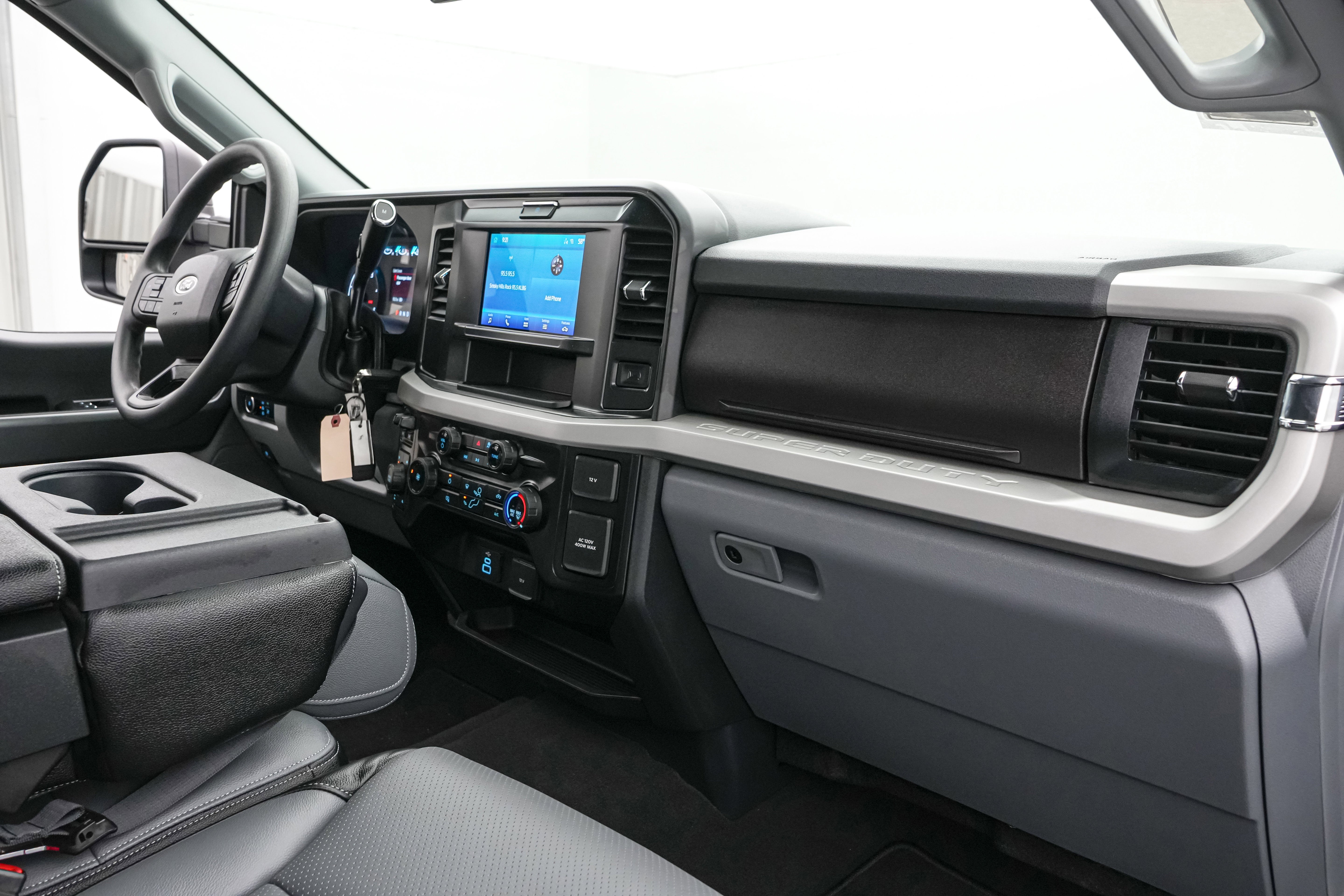 2026 Ford Super Duty F-250 SRW XLT Luxury Package