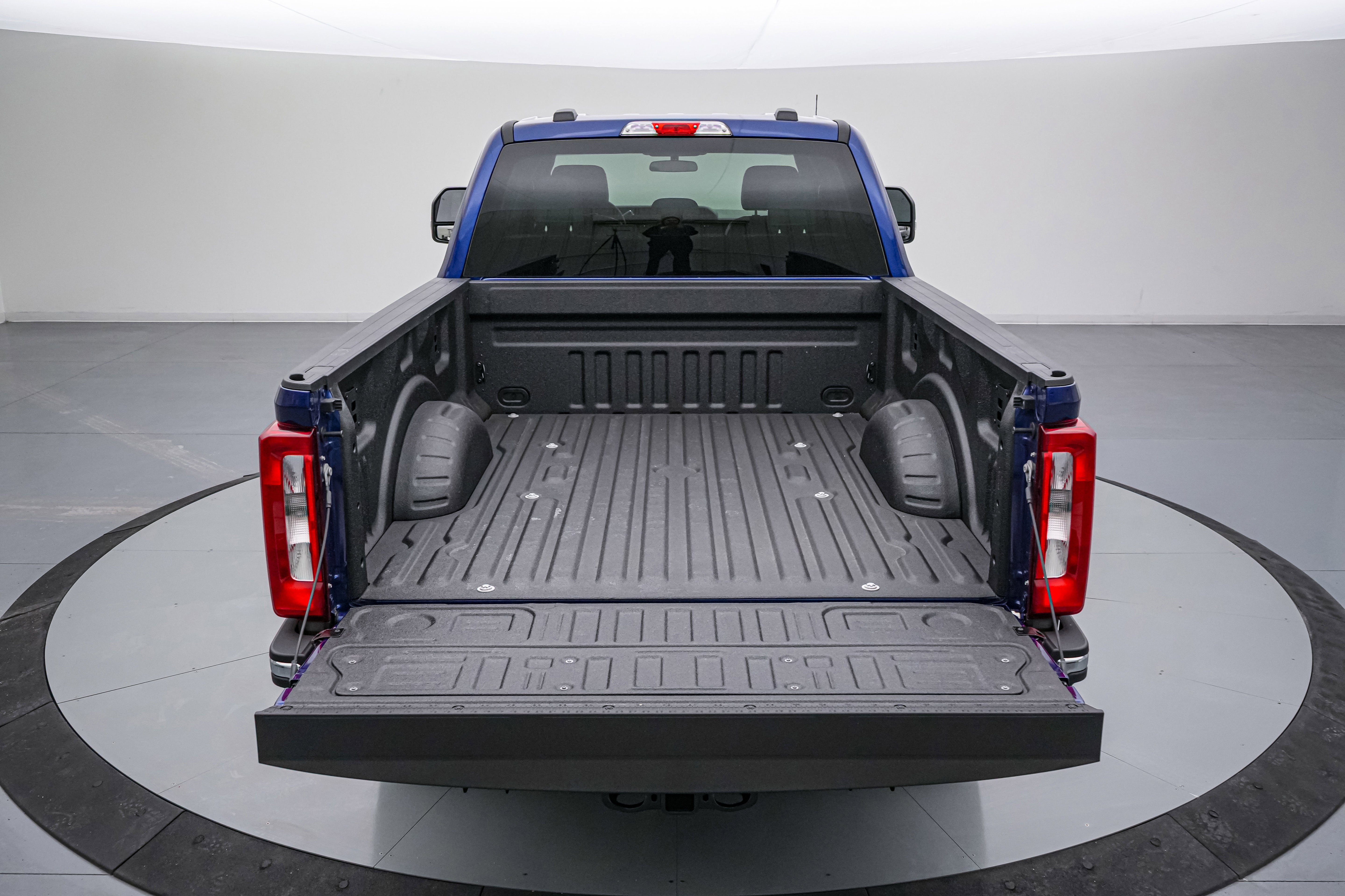 2026 Ford Super Duty F-250 SRW XLT Luxury Package