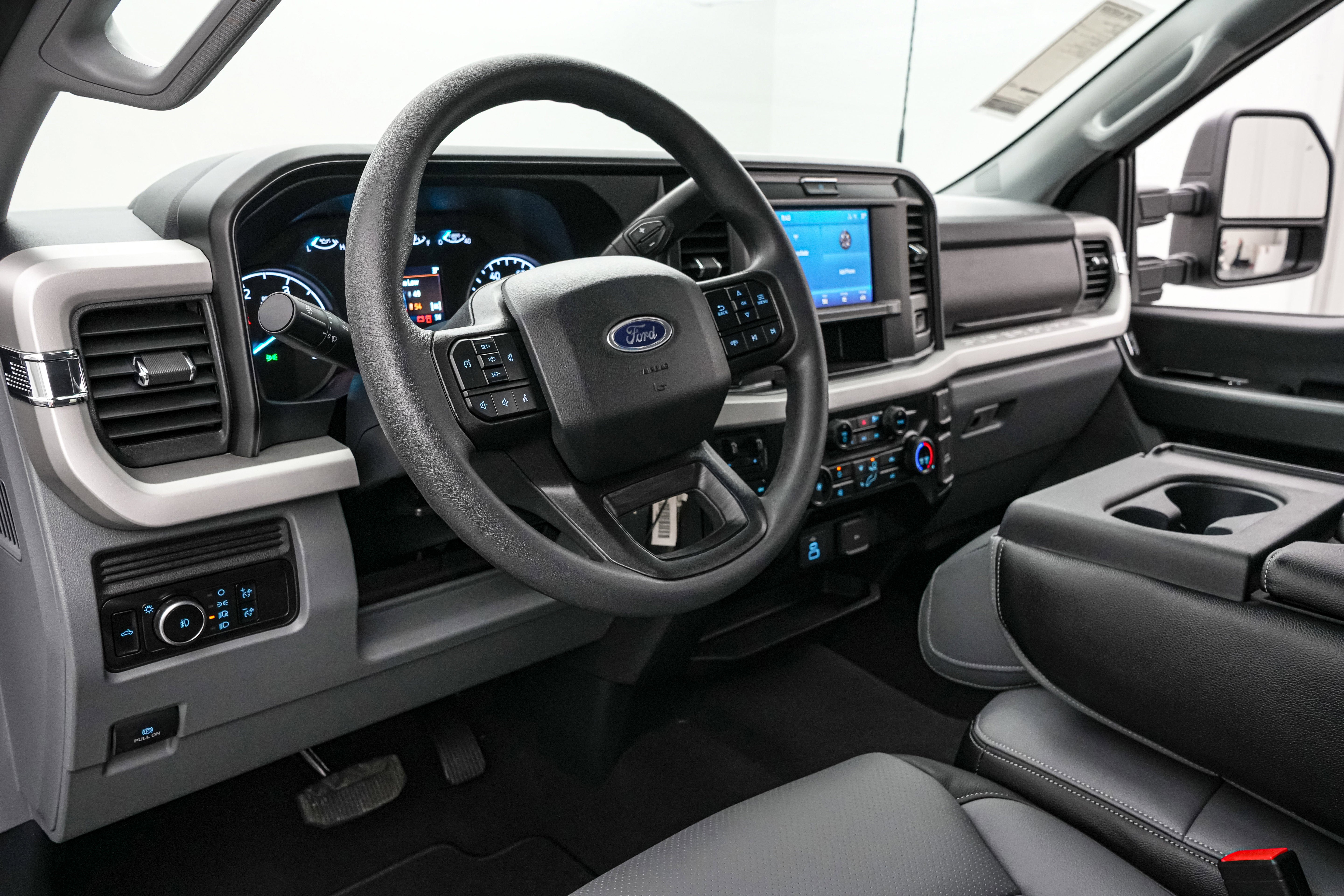 2026 Ford Super Duty F-250 SRW XLT Luxury Package