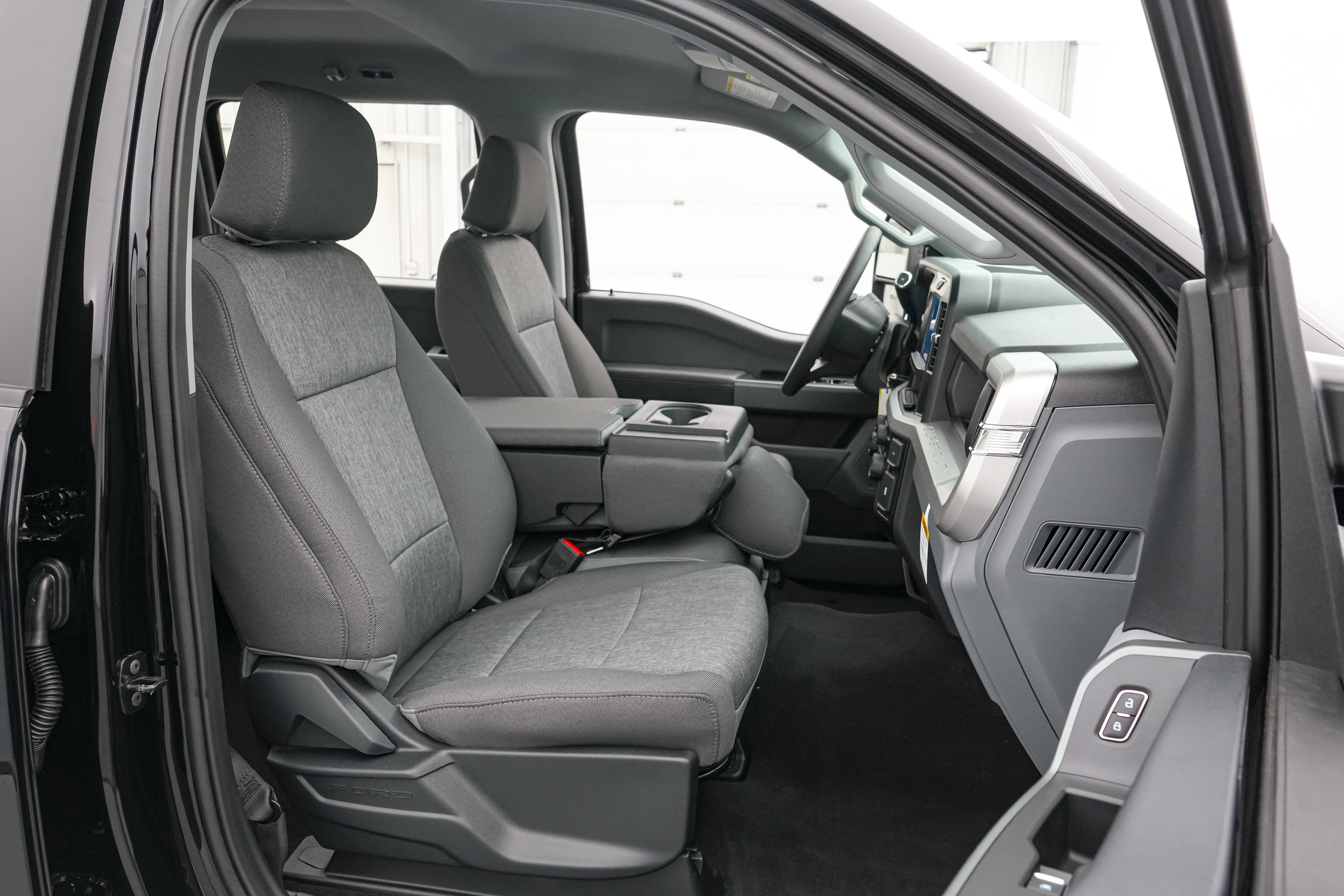 2026 Ford Super Duty F-250 SRW XL w/STX Appearance Package