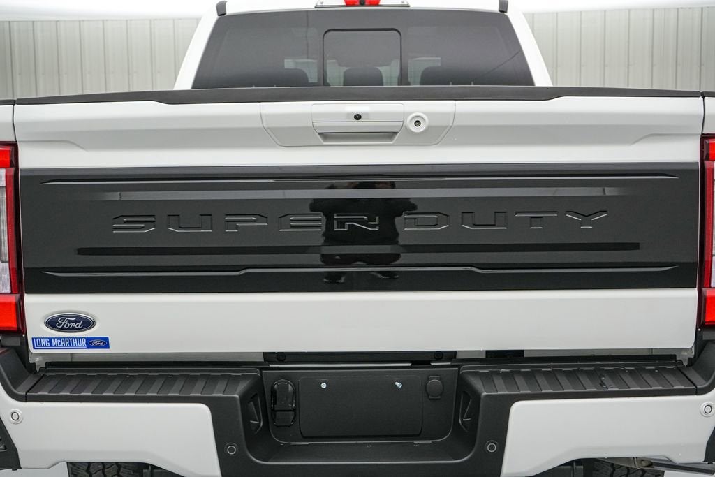 2025 Ford Super Duty F-250 SRW Platinum