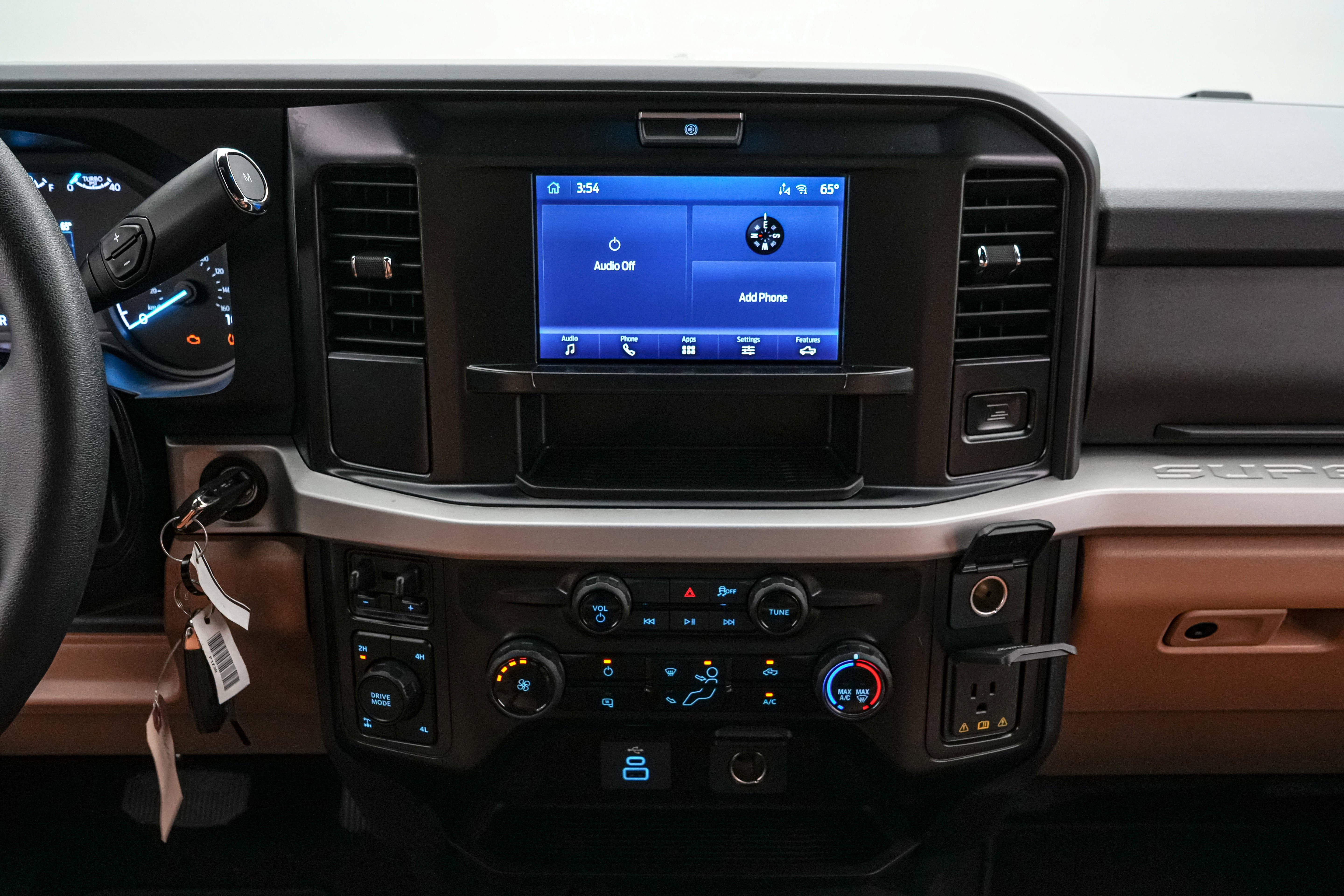 2026 Ford Super Duty F-250 SRW XLT Luxury Package