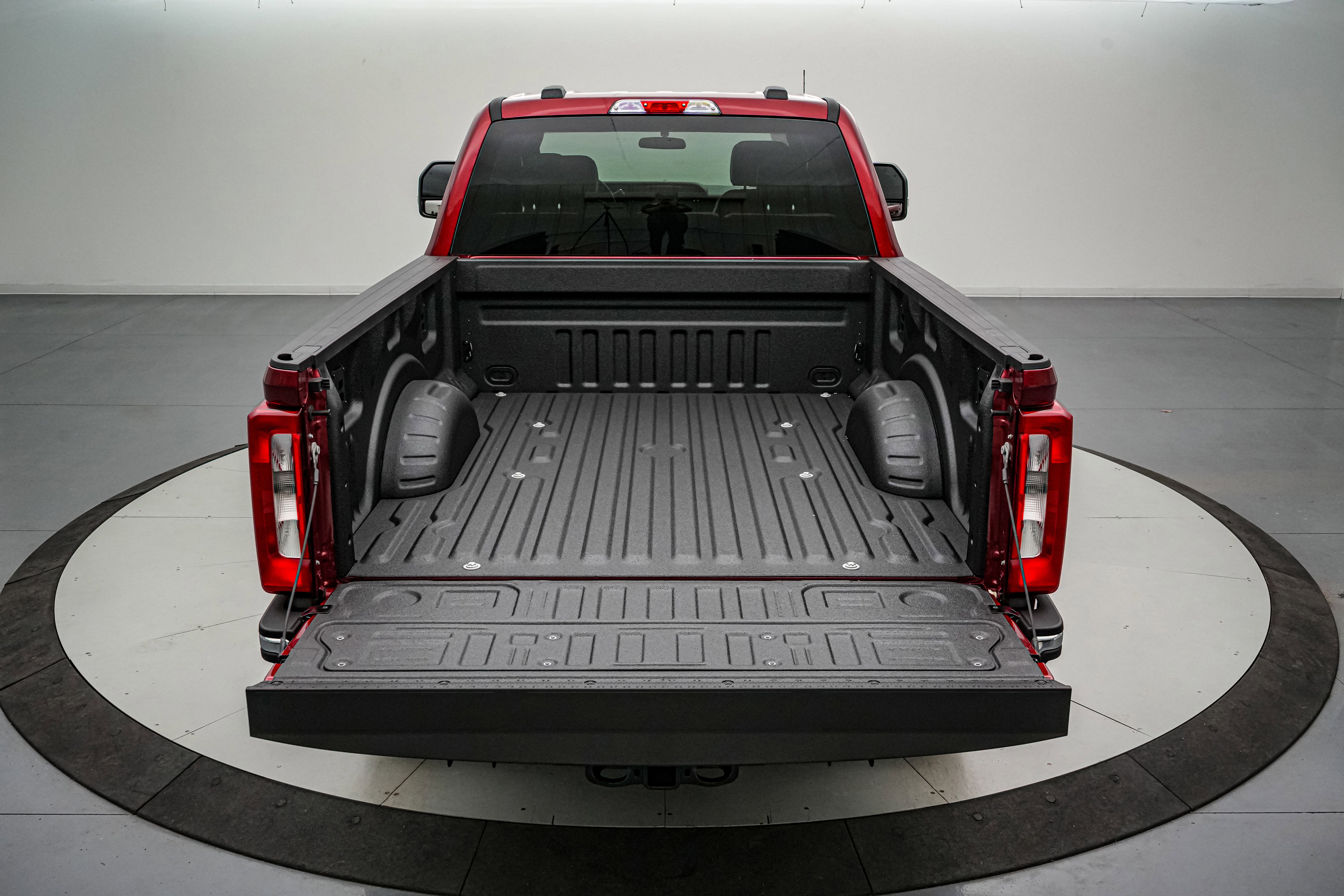 2026 Ford Super Duty F-250 SRW XLT Luxury Package