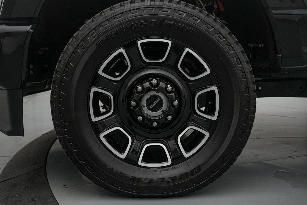 2025 Ford Super Duty F-250 SRW Platinum