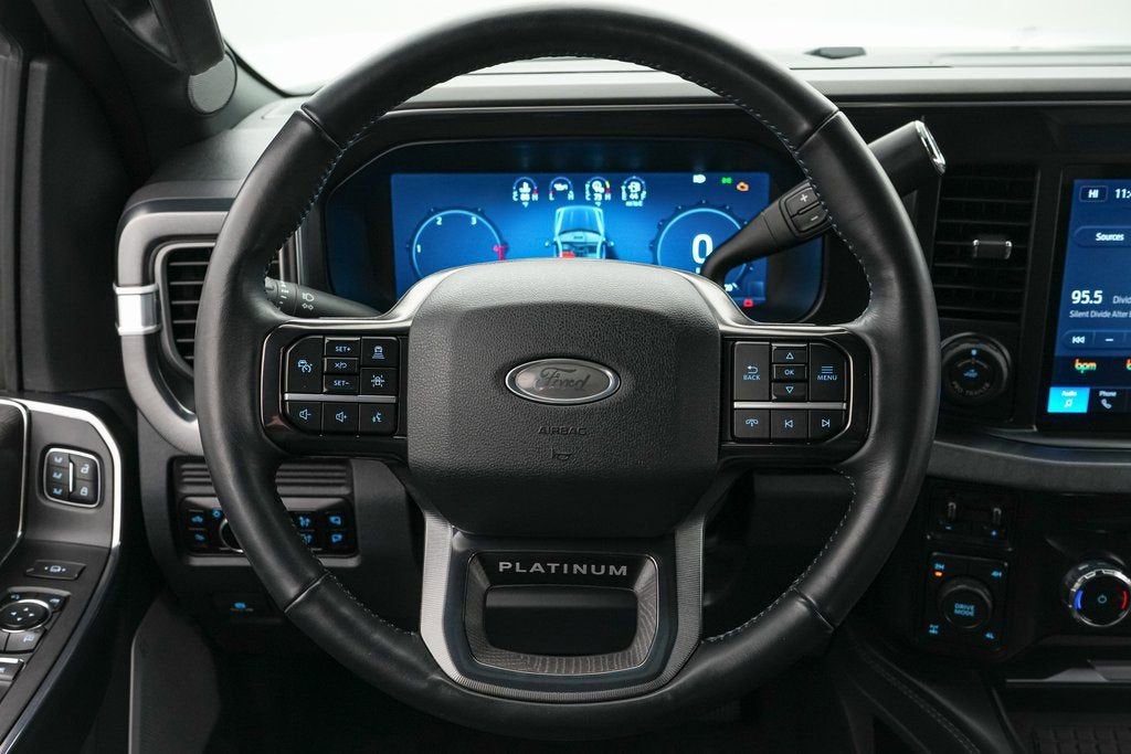 2025 Ford Super Duty F-250 SRW Platinum