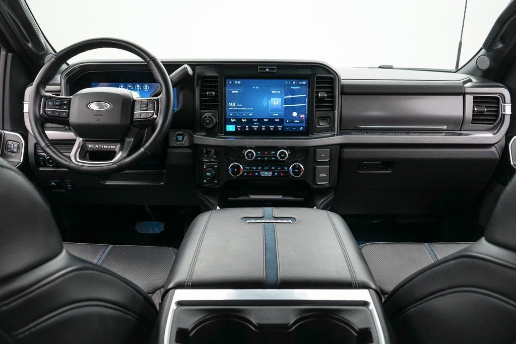 2025 Ford Super Duty F-250 SRW Platinum