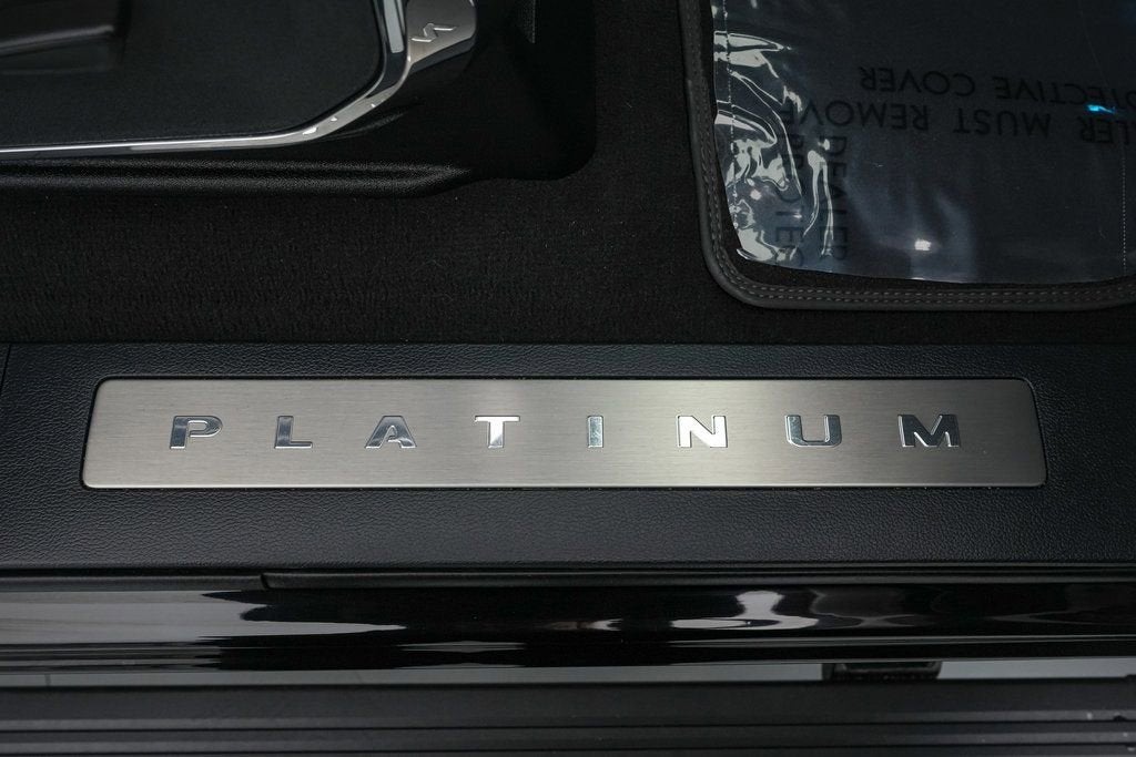 2025 Ford Super Duty F-250 SRW Platinum