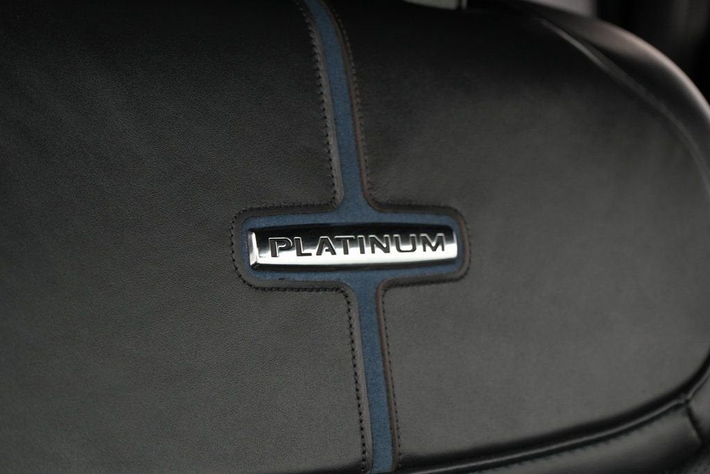 2025 Ford Super Duty F-250 SRW Platinum