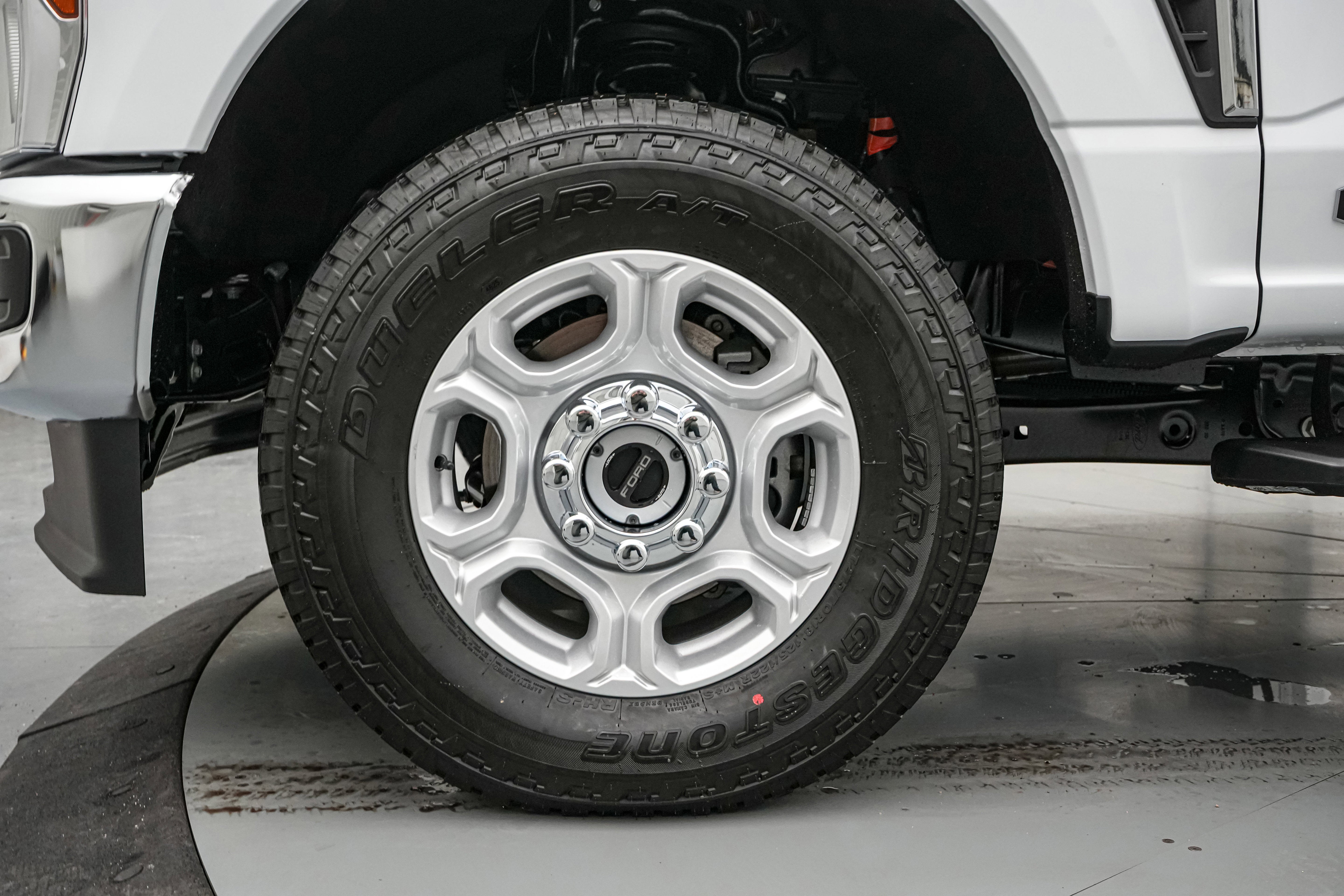 2026 Ford Super Duty F-250 SRW XLT Luxury Package