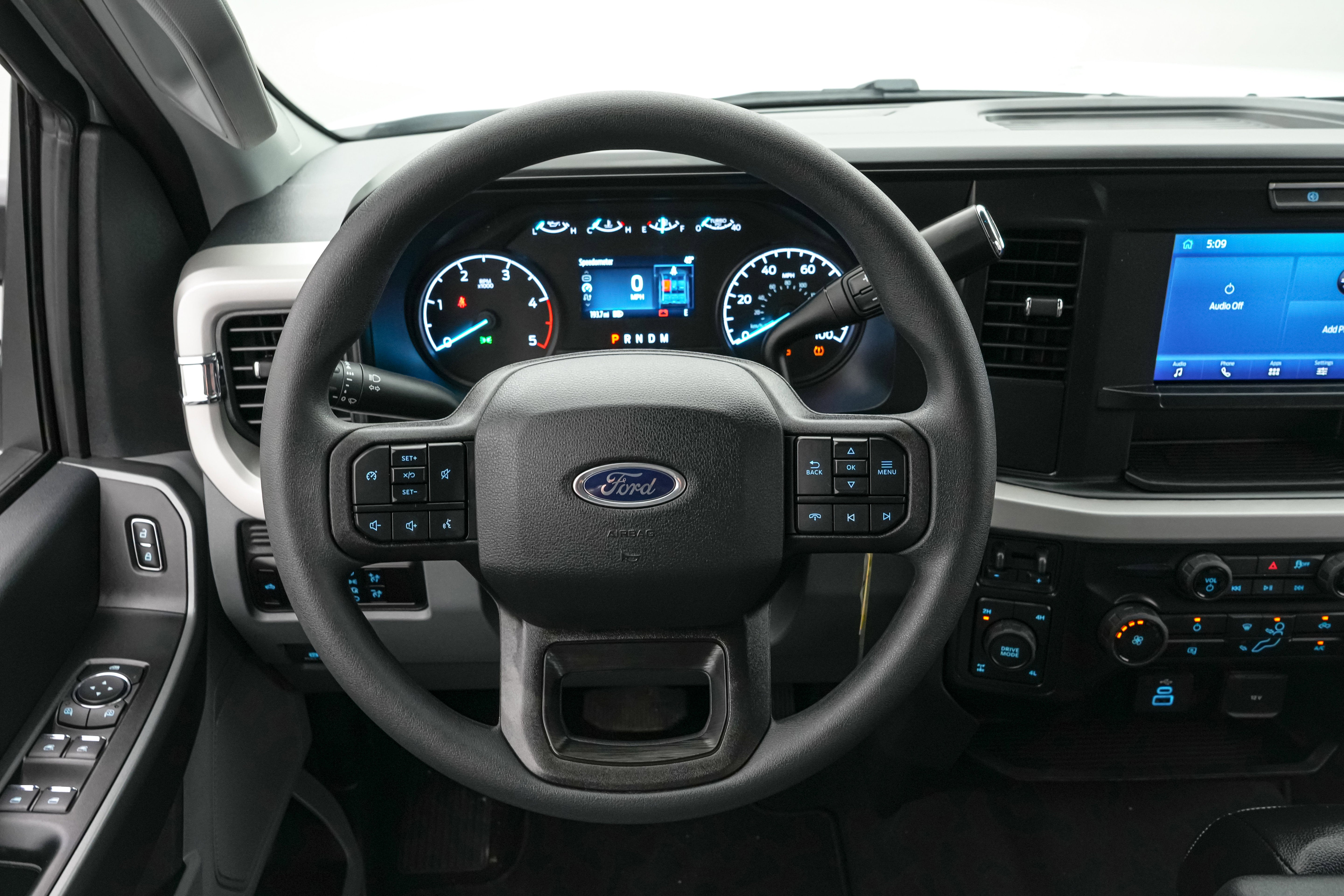 2026 Ford Super Duty F-250 SRW XLT Luxury Package