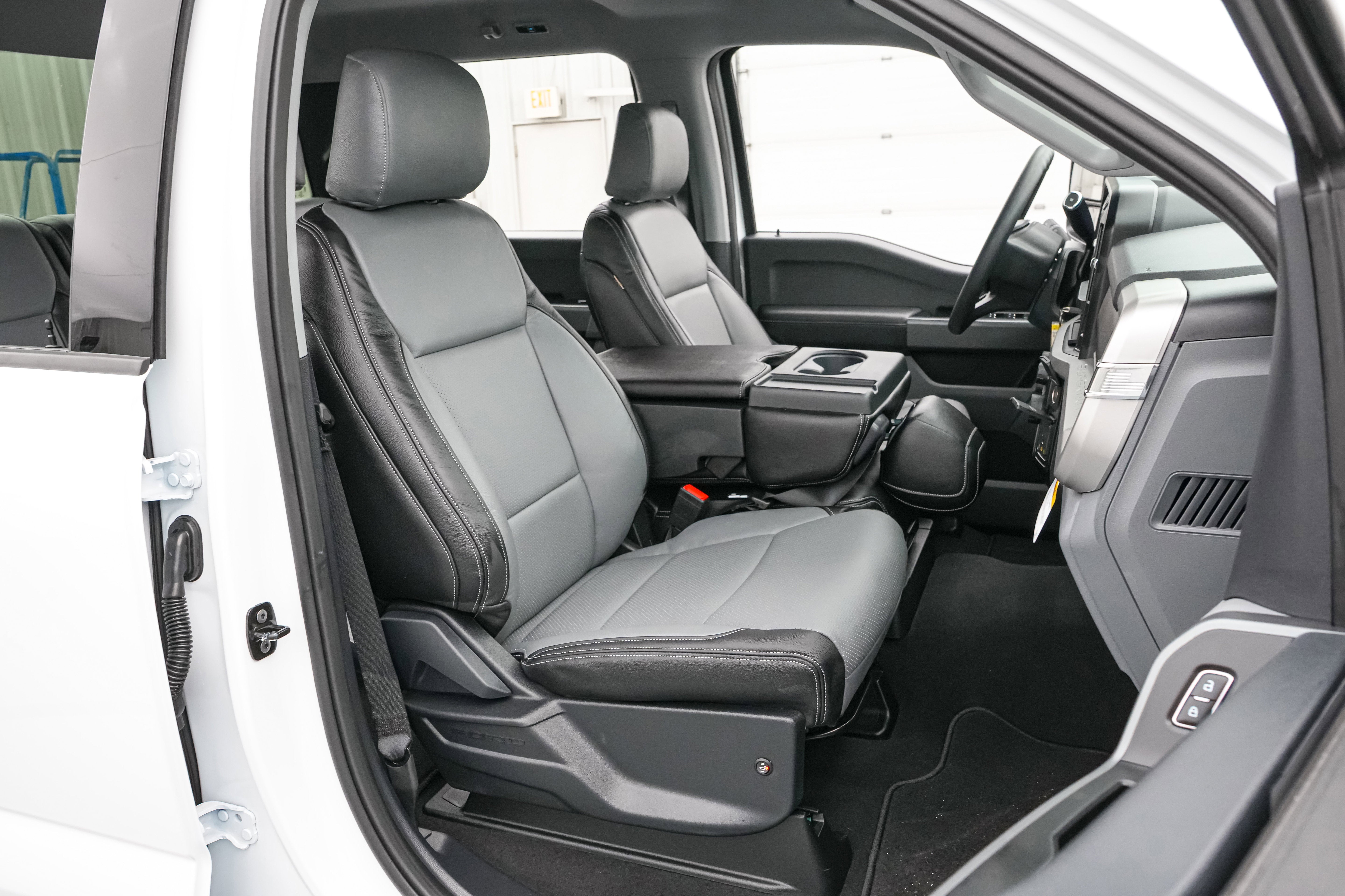 2026 Ford Super Duty F-250 SRW XLT Luxury Package