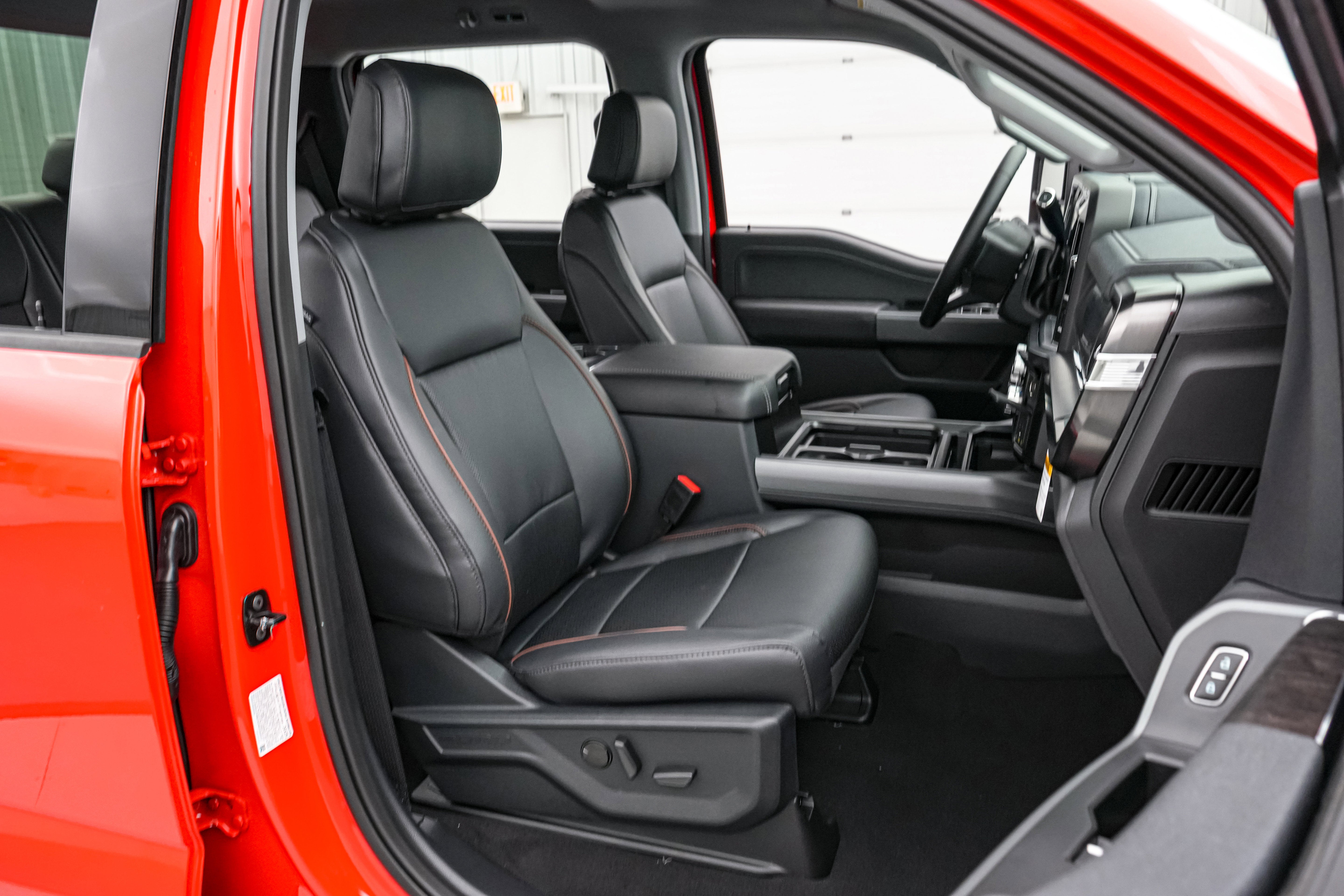 2026 Ford Super Duty F-250 SRW LARIAT Tremor