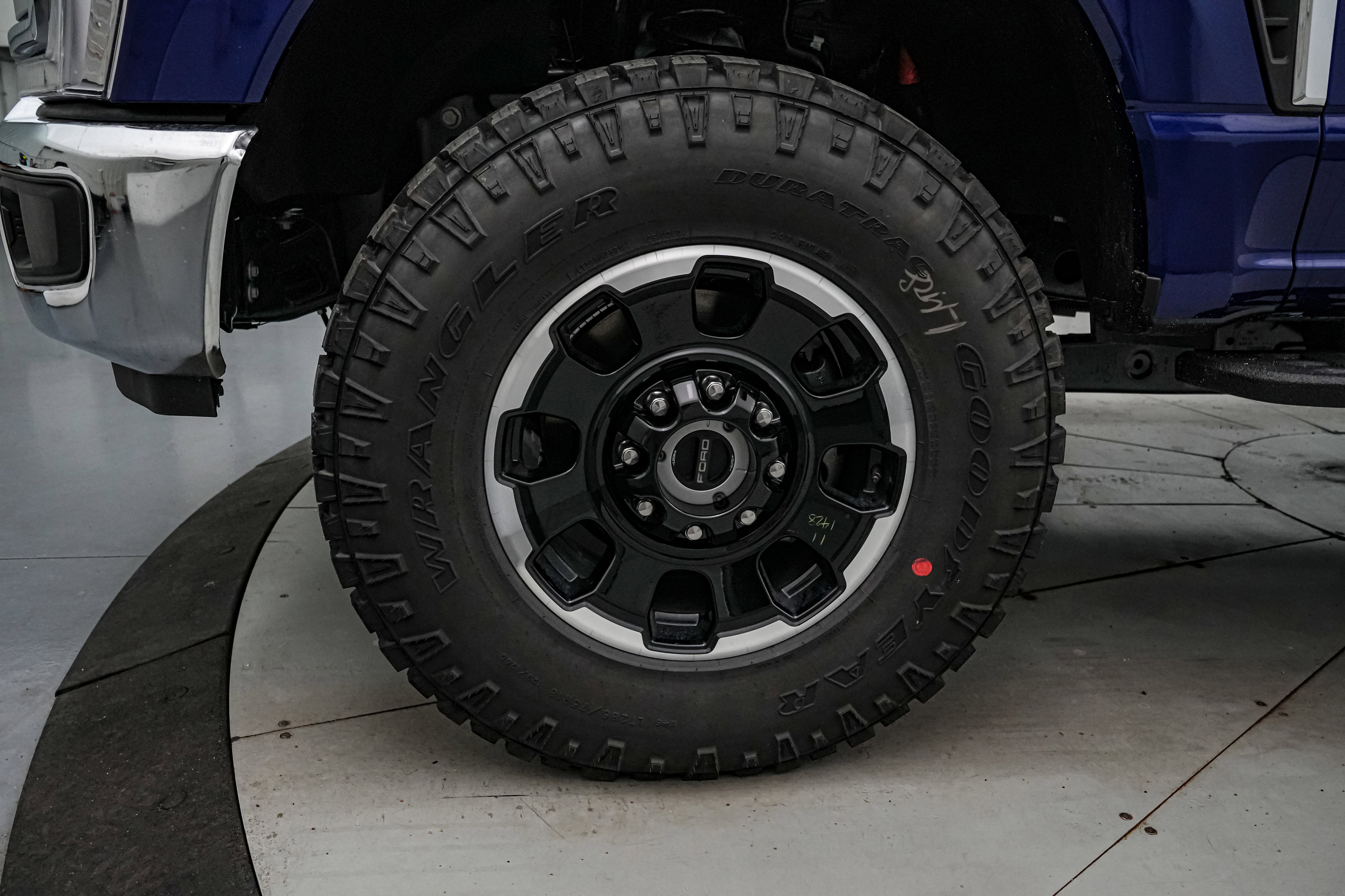 2026 Ford Super Duty F-250 SRW LARIAT Tremor