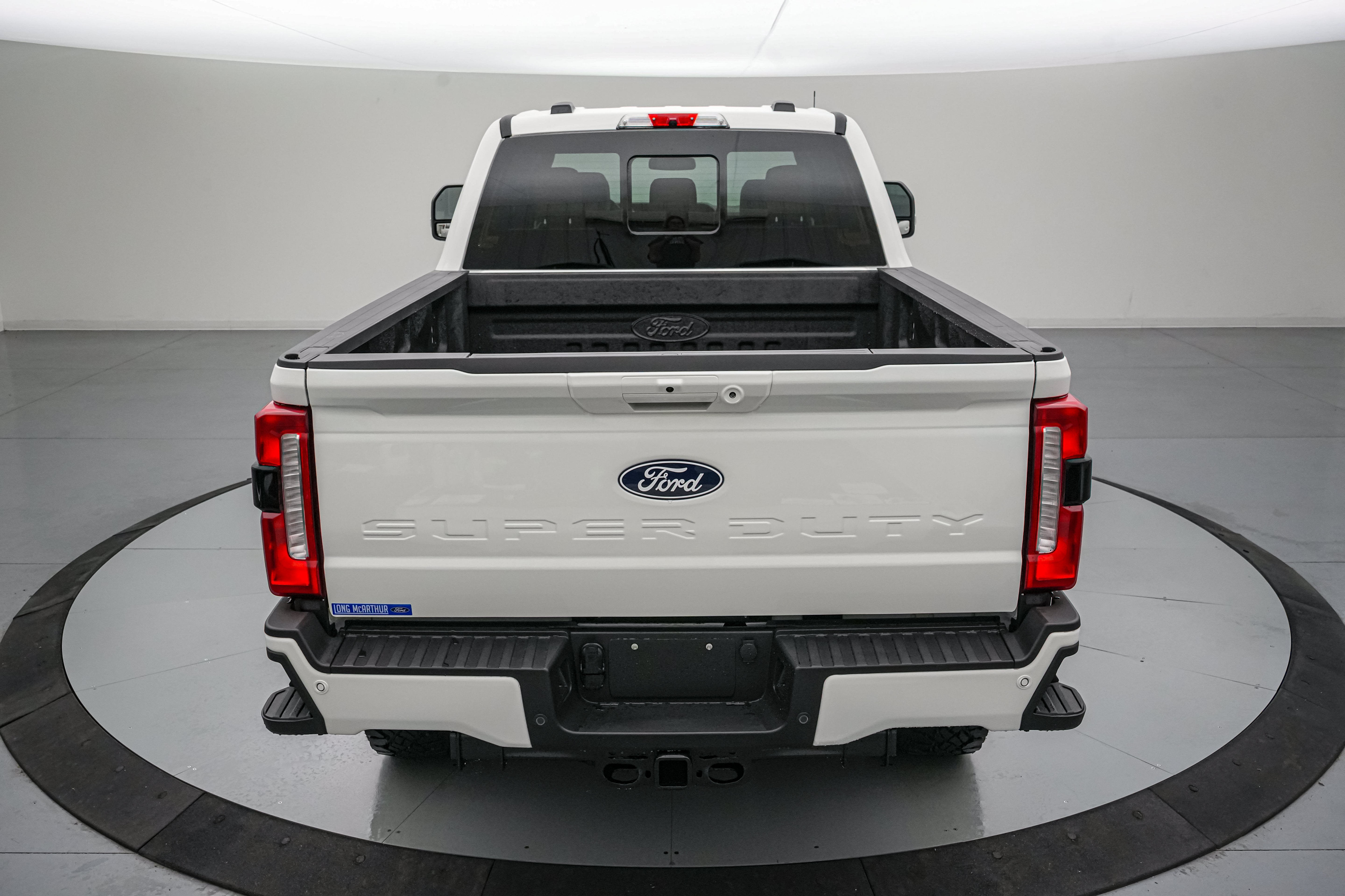 2027 Ford Super Duty F-250 SRW LARIAT