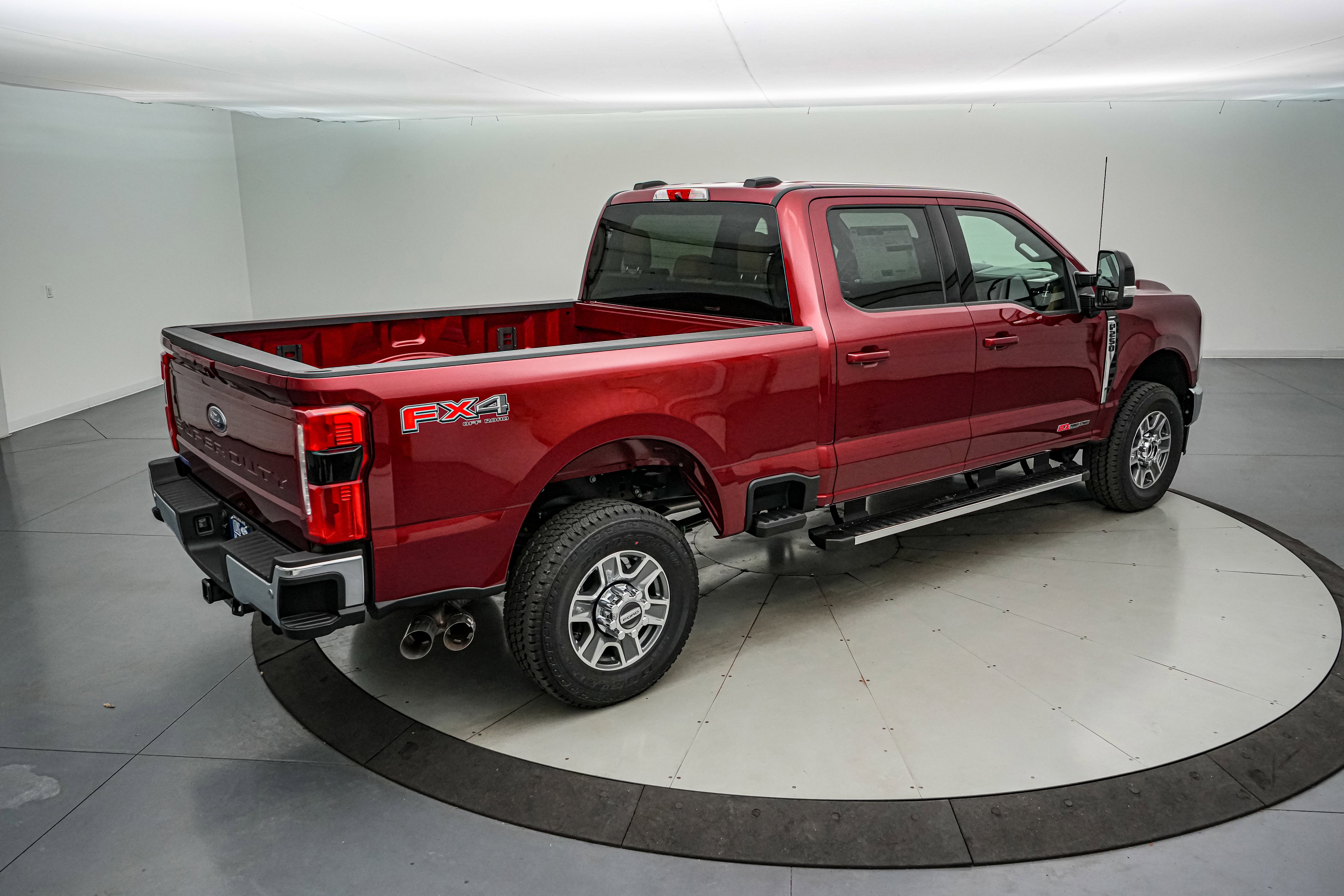 2026 Ford Super Duty F-250 SRW LARIAT