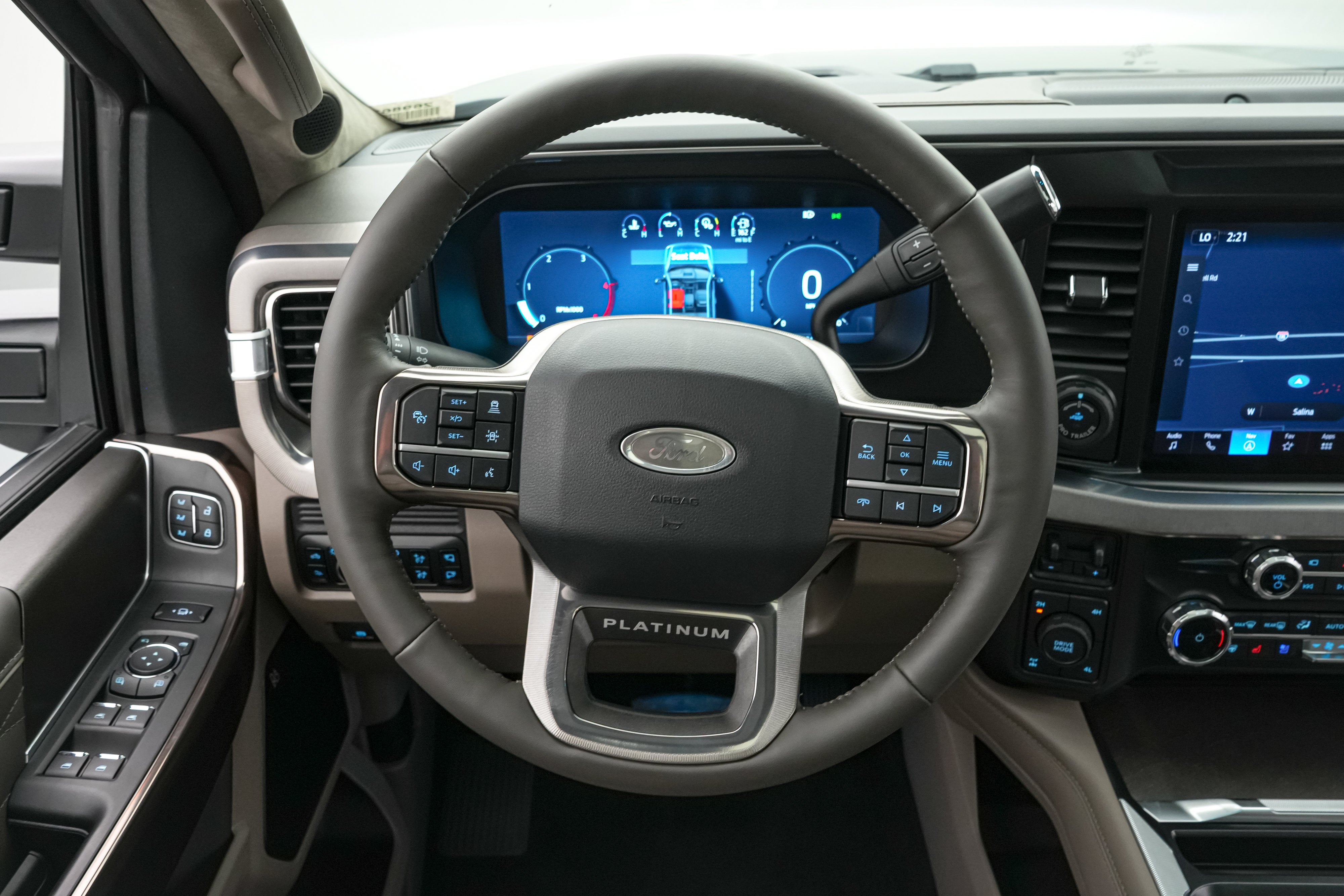 2026 Ford Super Duty F-250 SRW Platinum Plus