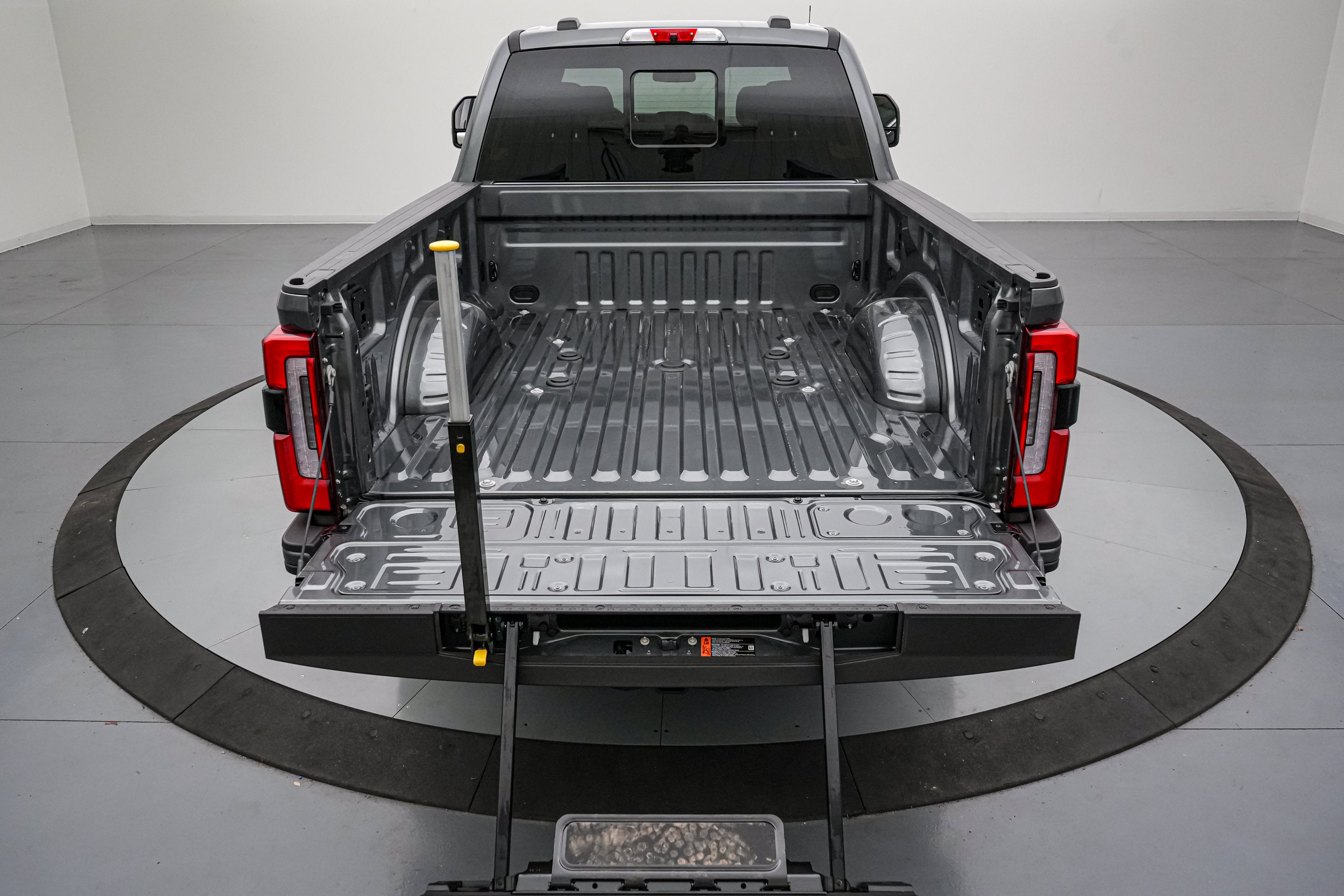 2026 Ford Super Duty F-250 SRW Platinum Plus