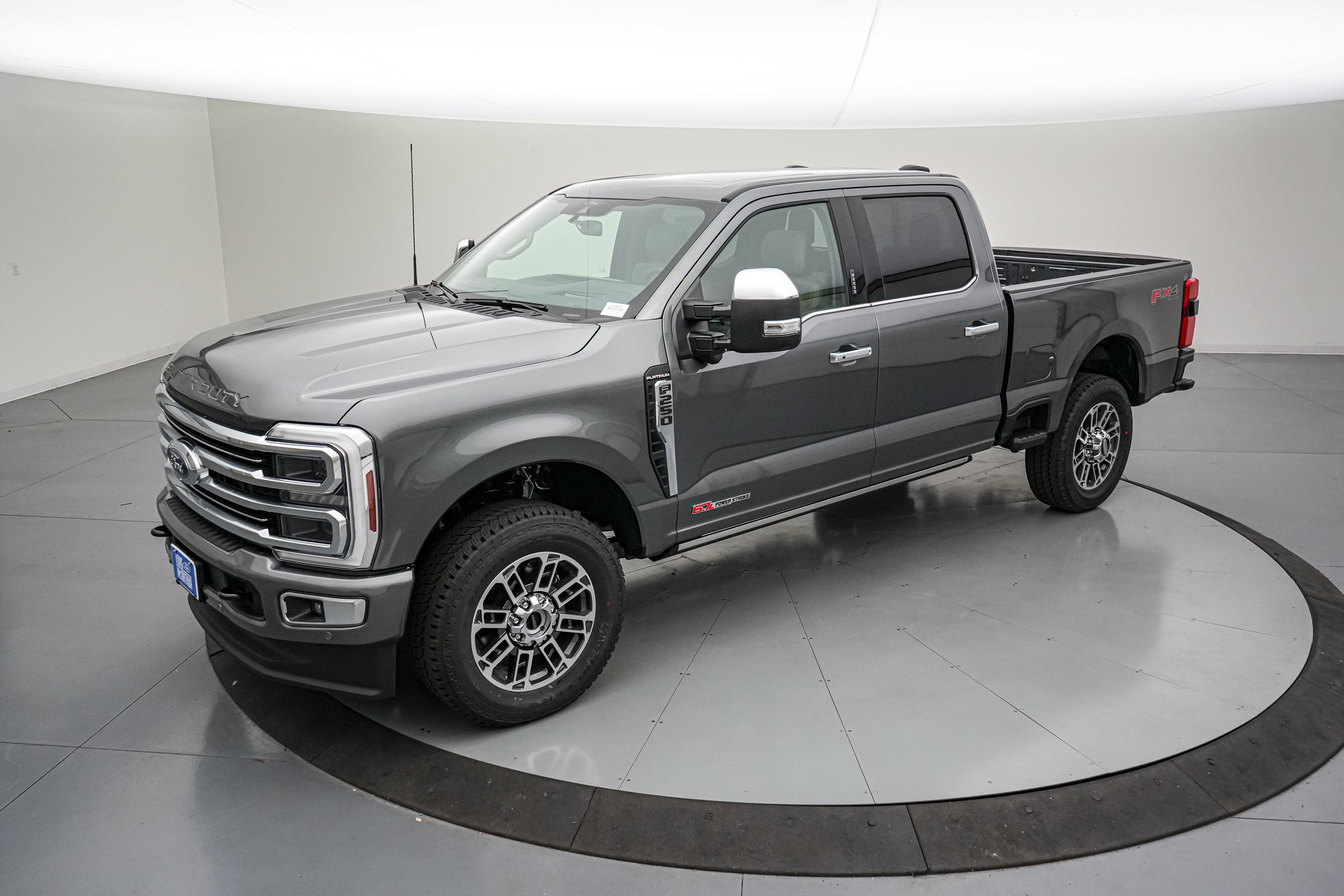 2026 Ford Super Duty F-250 SRW Platinum Plus