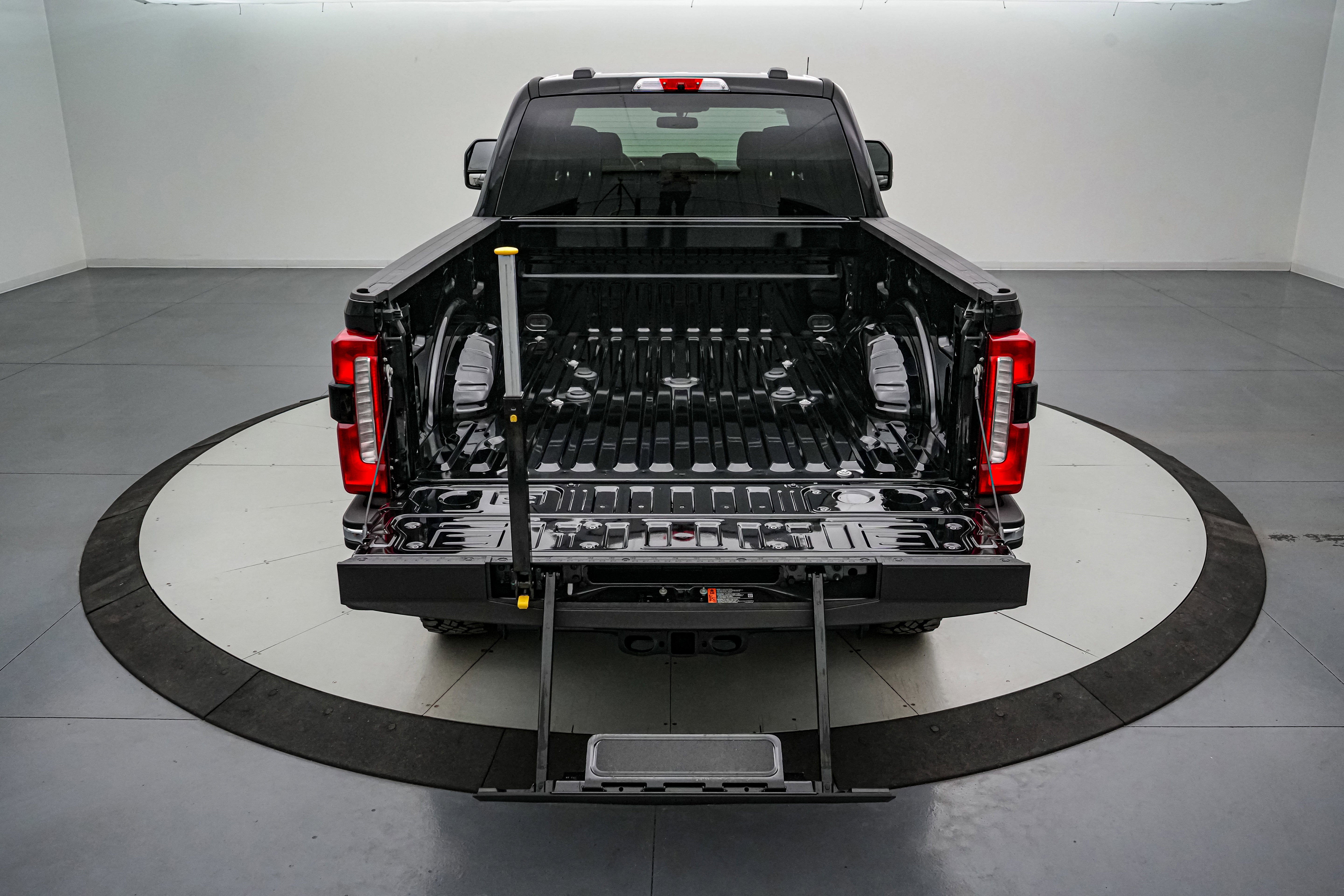 2026 Ford Super Duty F-250 SRW LARIAT Tremor