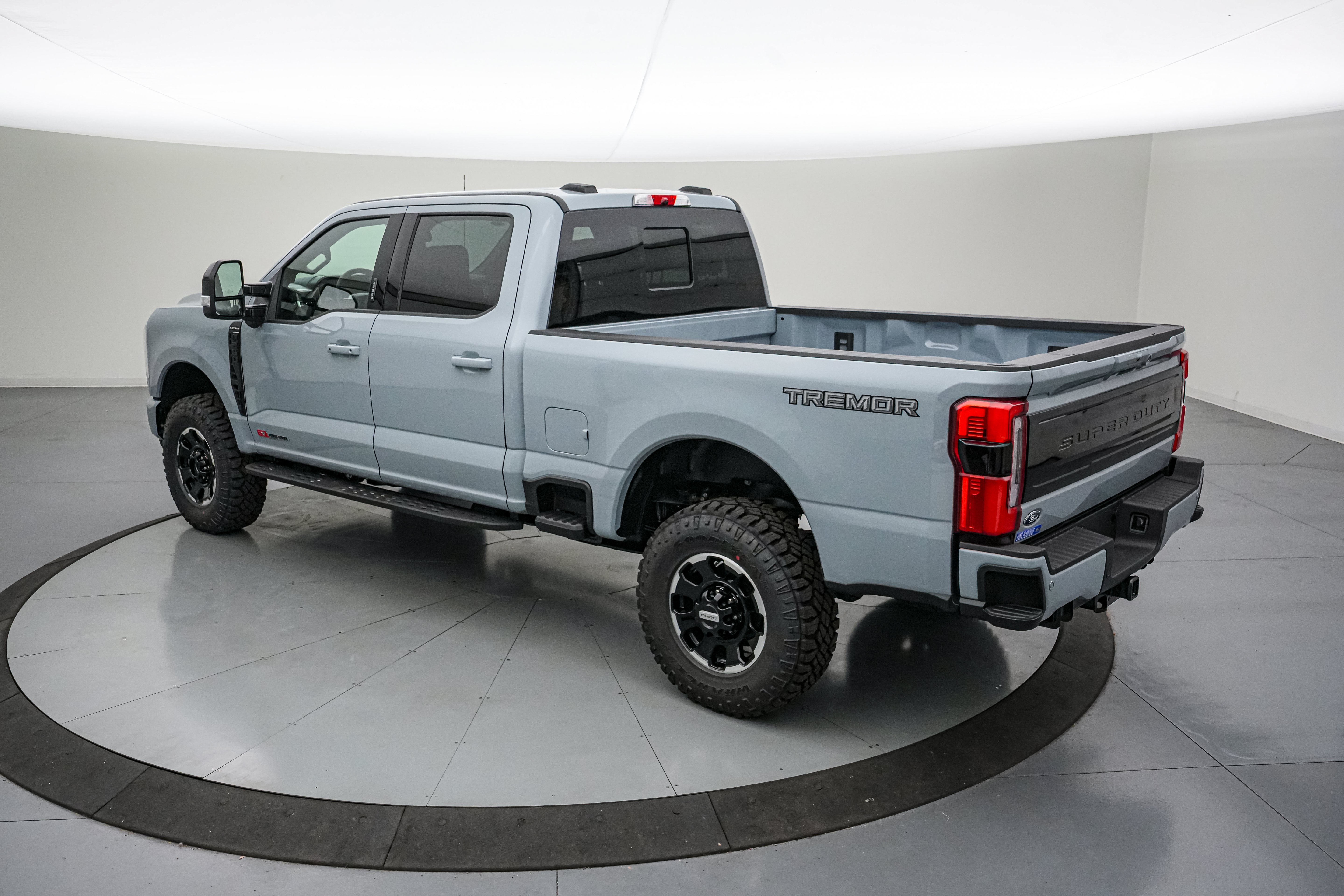 2026 Ford Super Duty F-250 SRW Platinum Tremor