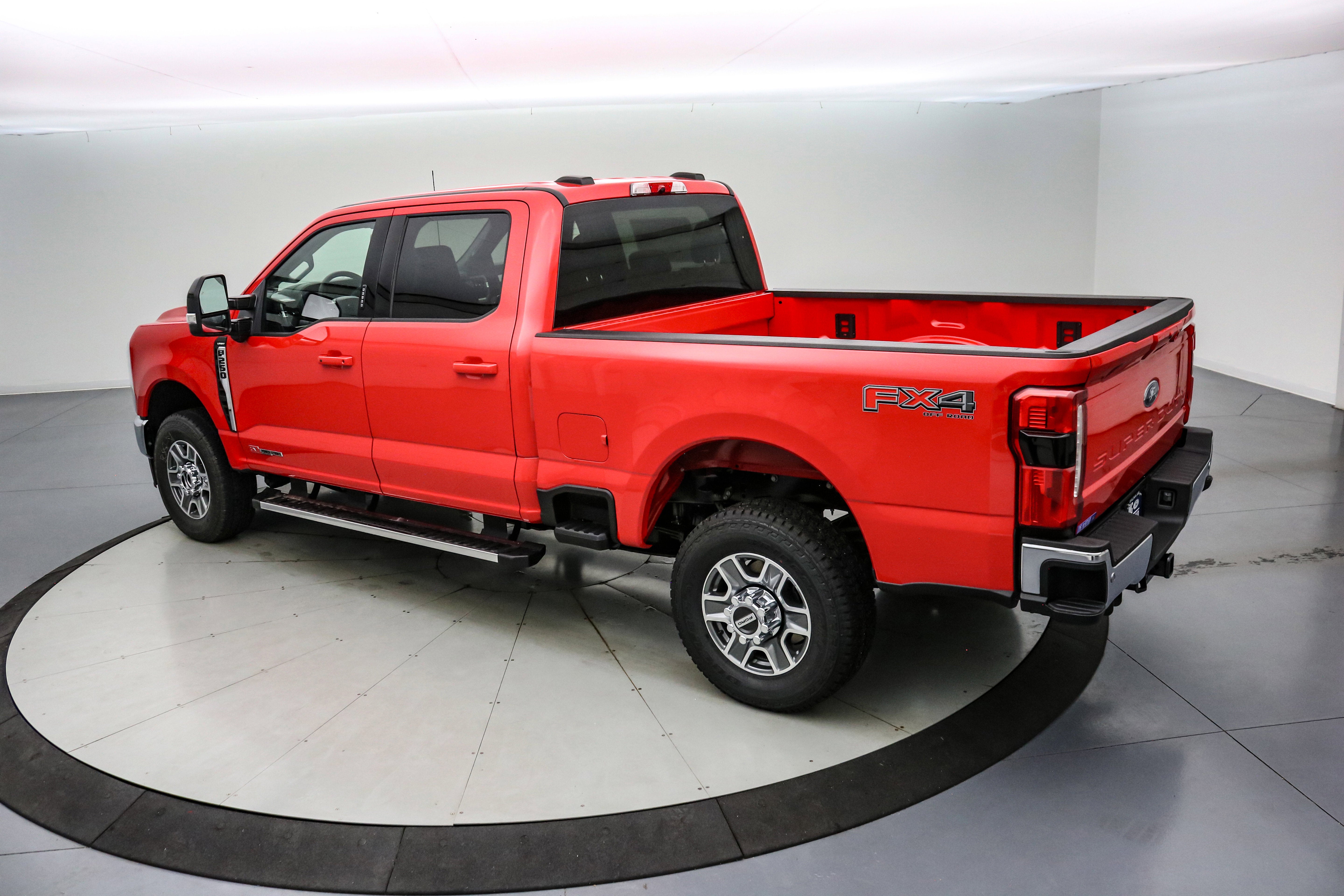 2026 Ford Super Duty F-250 SRW LARIAT
