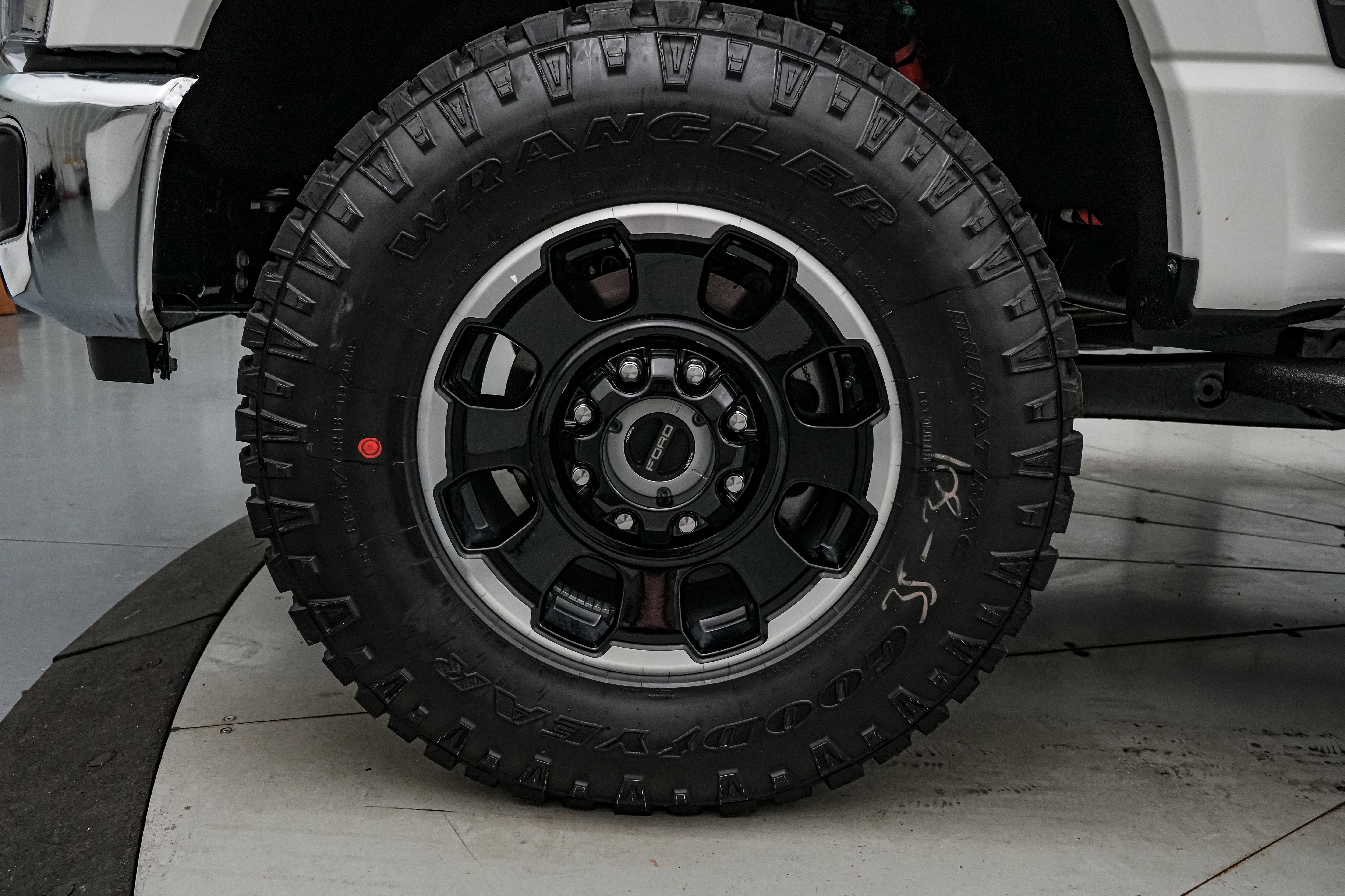 2026 Ford Super Duty F-250 SRW LARIAT Tremor