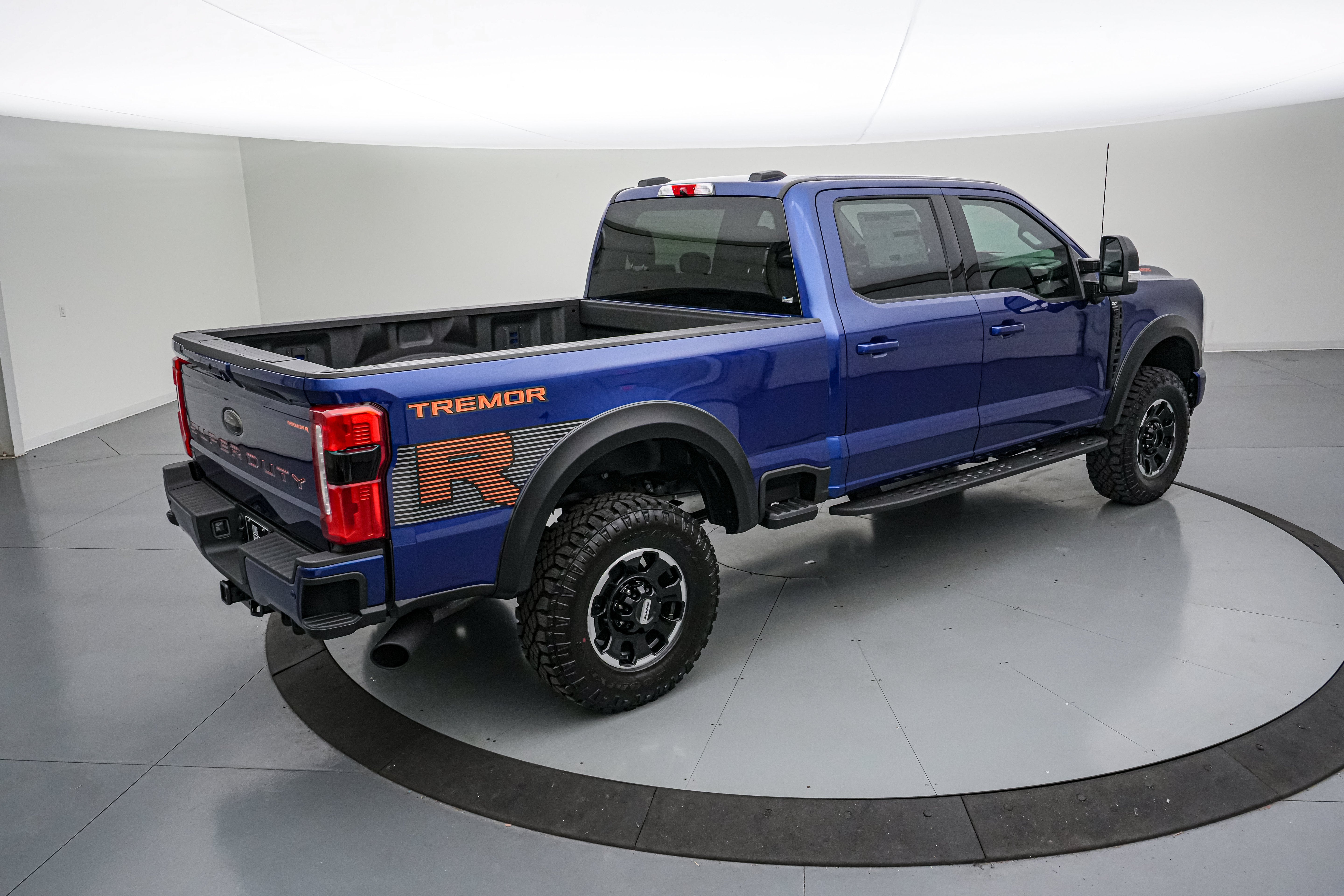 2026 Ford Super Duty F-250 SRW Tremor R