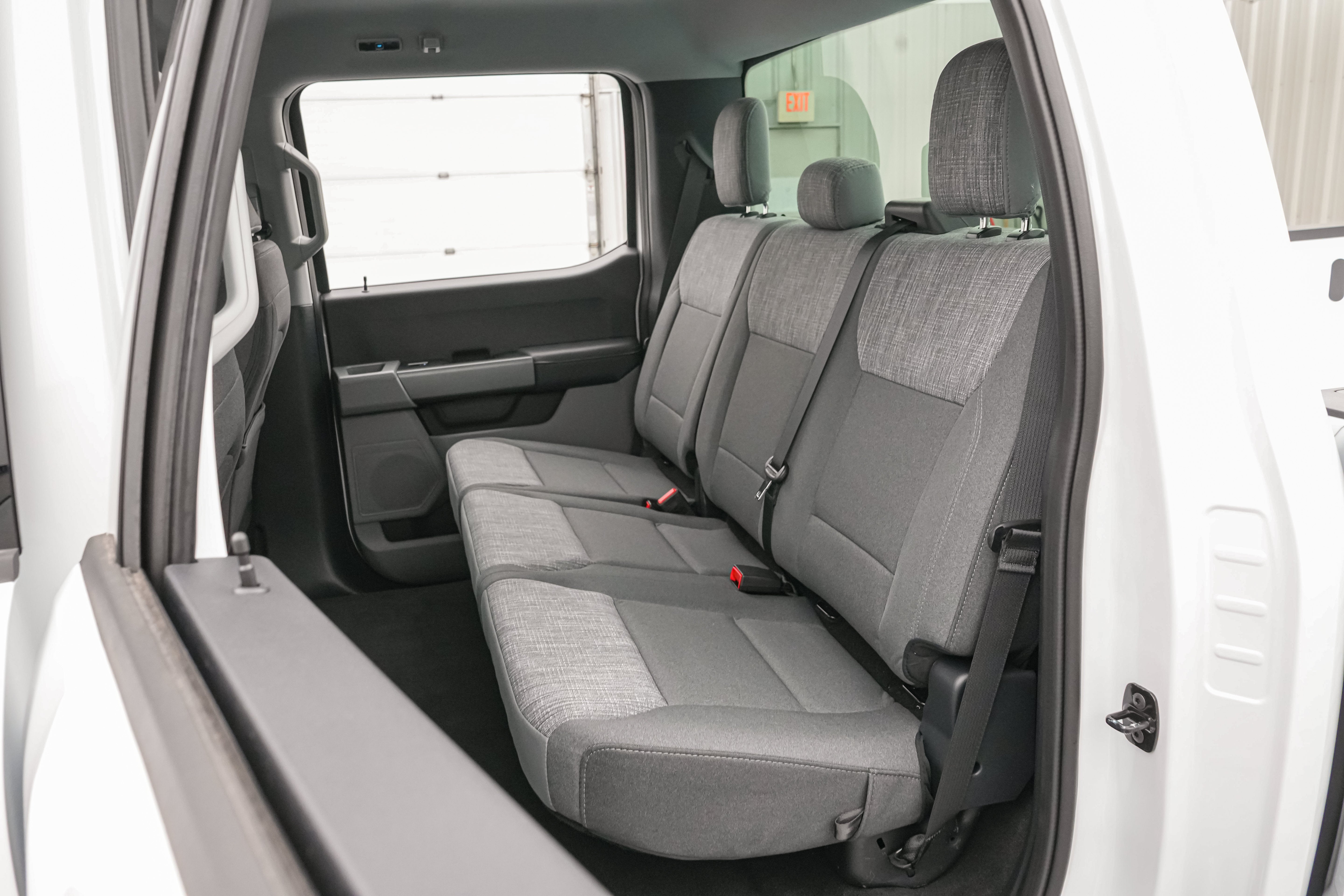 2027 Ford Super Duty F-250 SRW XLT