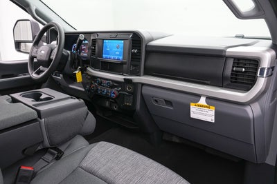 2027 Ford Super Duty F-250 SRW XLT