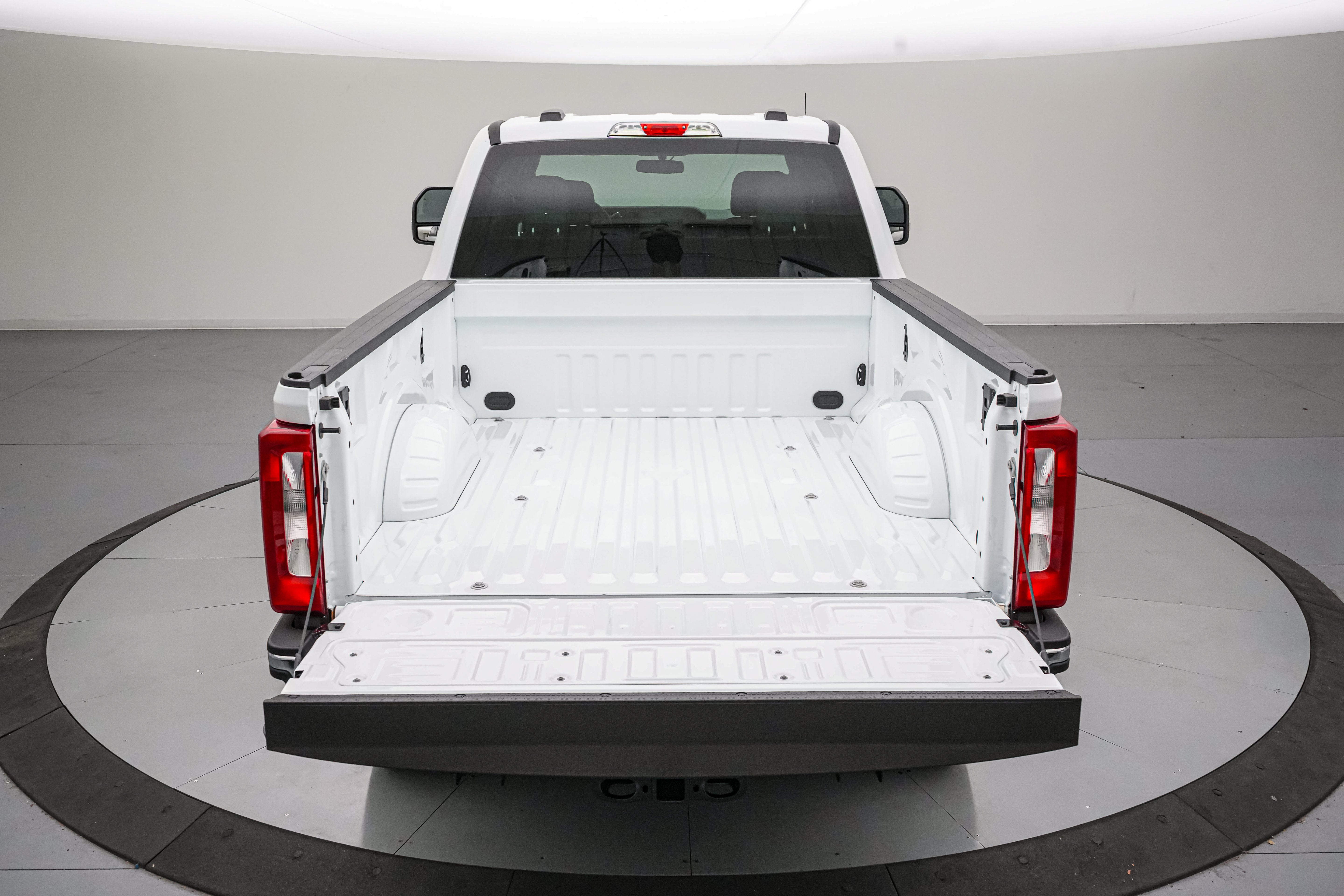 2027 Ford Super Duty F-250 SRW XLT