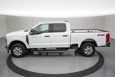 2027 Ford Super Duty F-250 SRW XLT