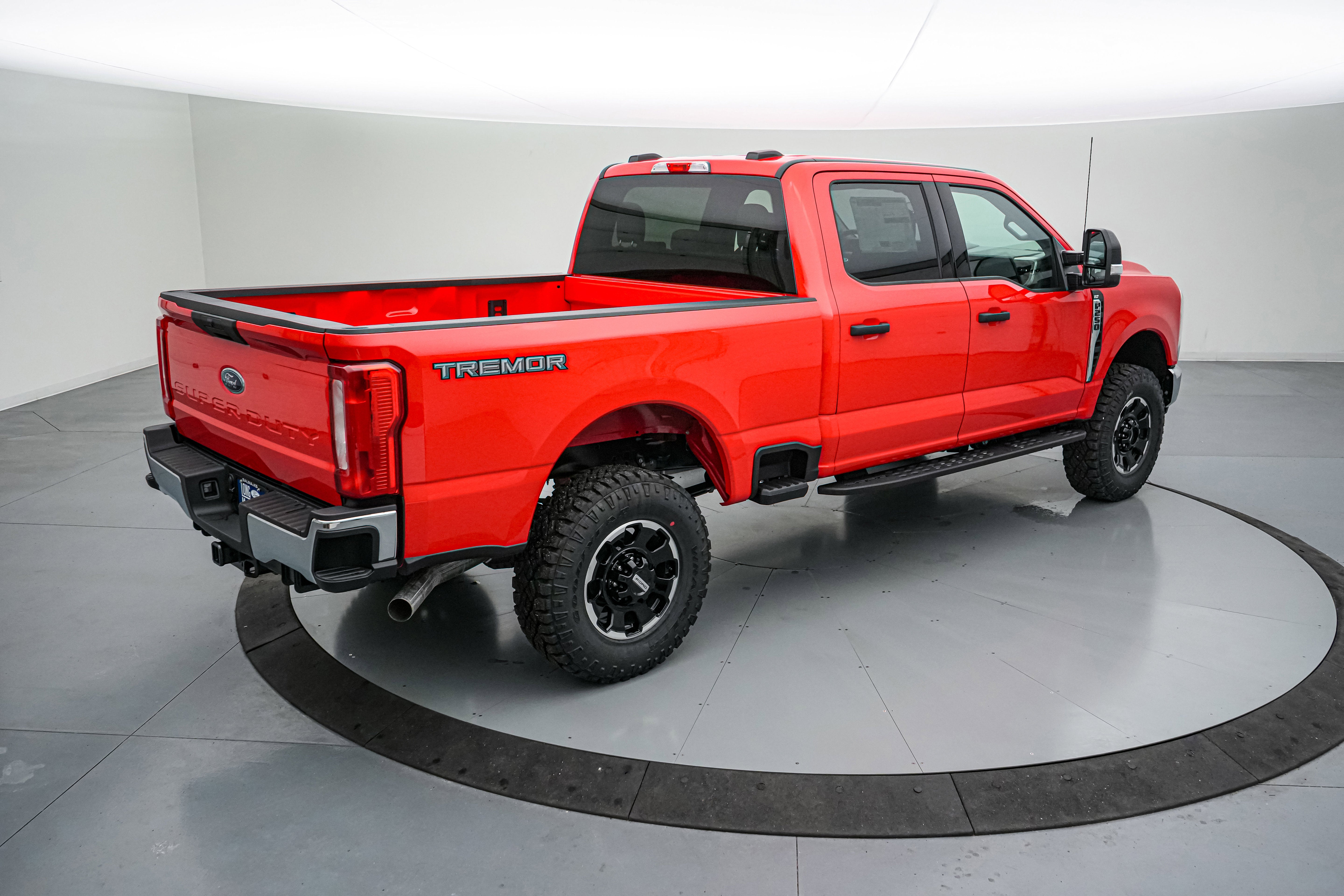 2026 Ford Super Duty F-250 SRW XLT Tremor