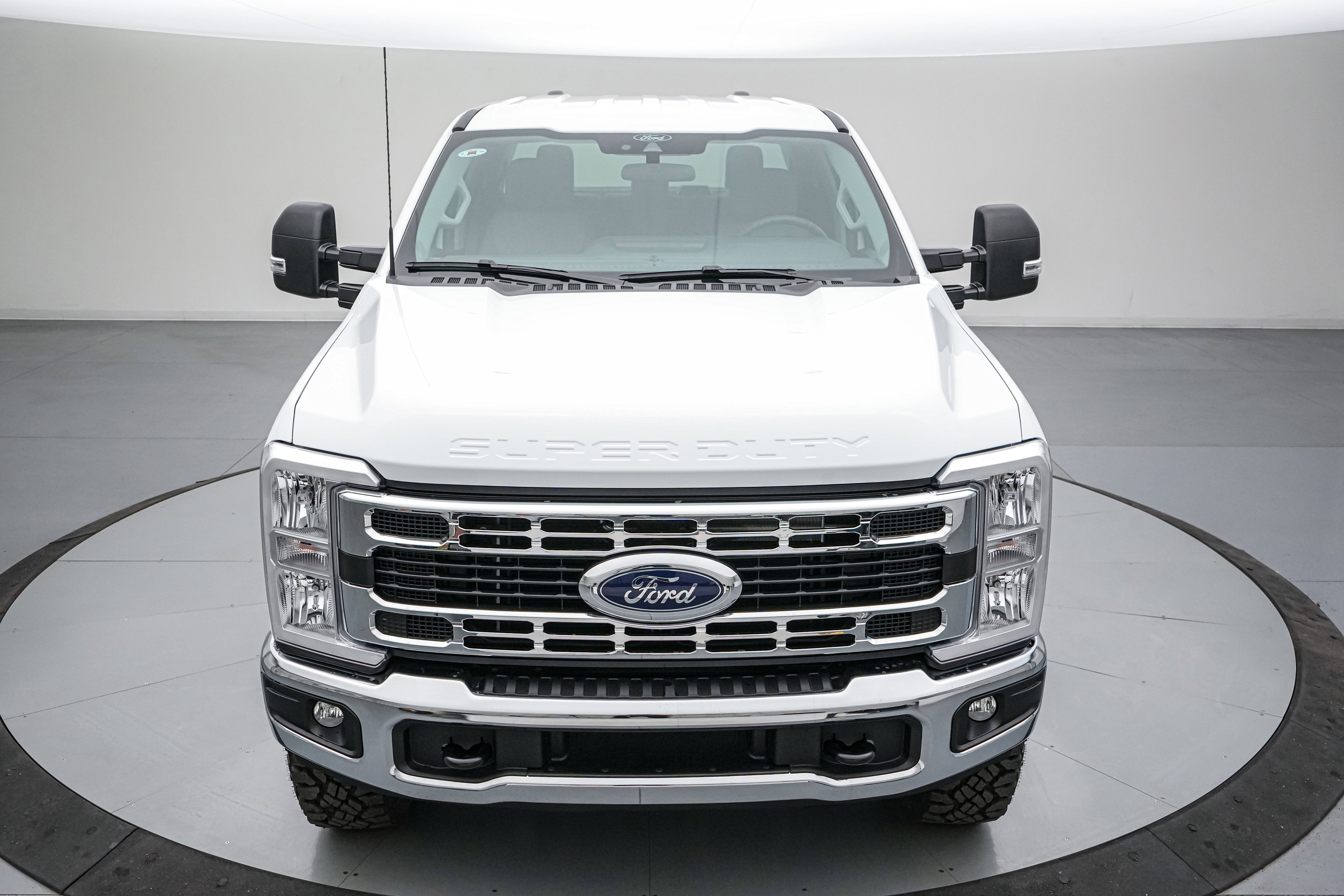 2026 Ford Super Duty F-250 SRW XLT Tremor
