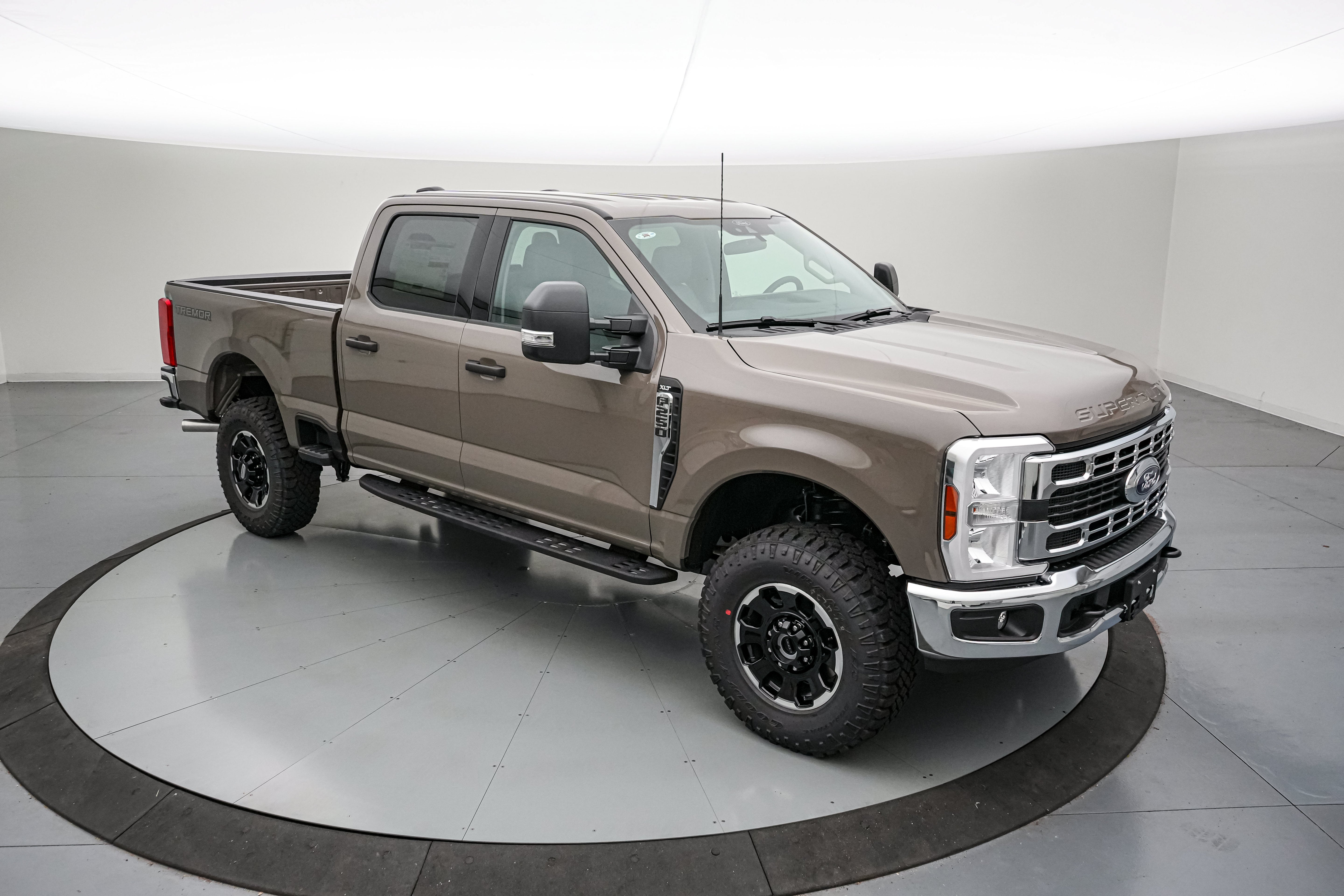 2026 Ford Super Duty F-250 SRW XLT Tremor