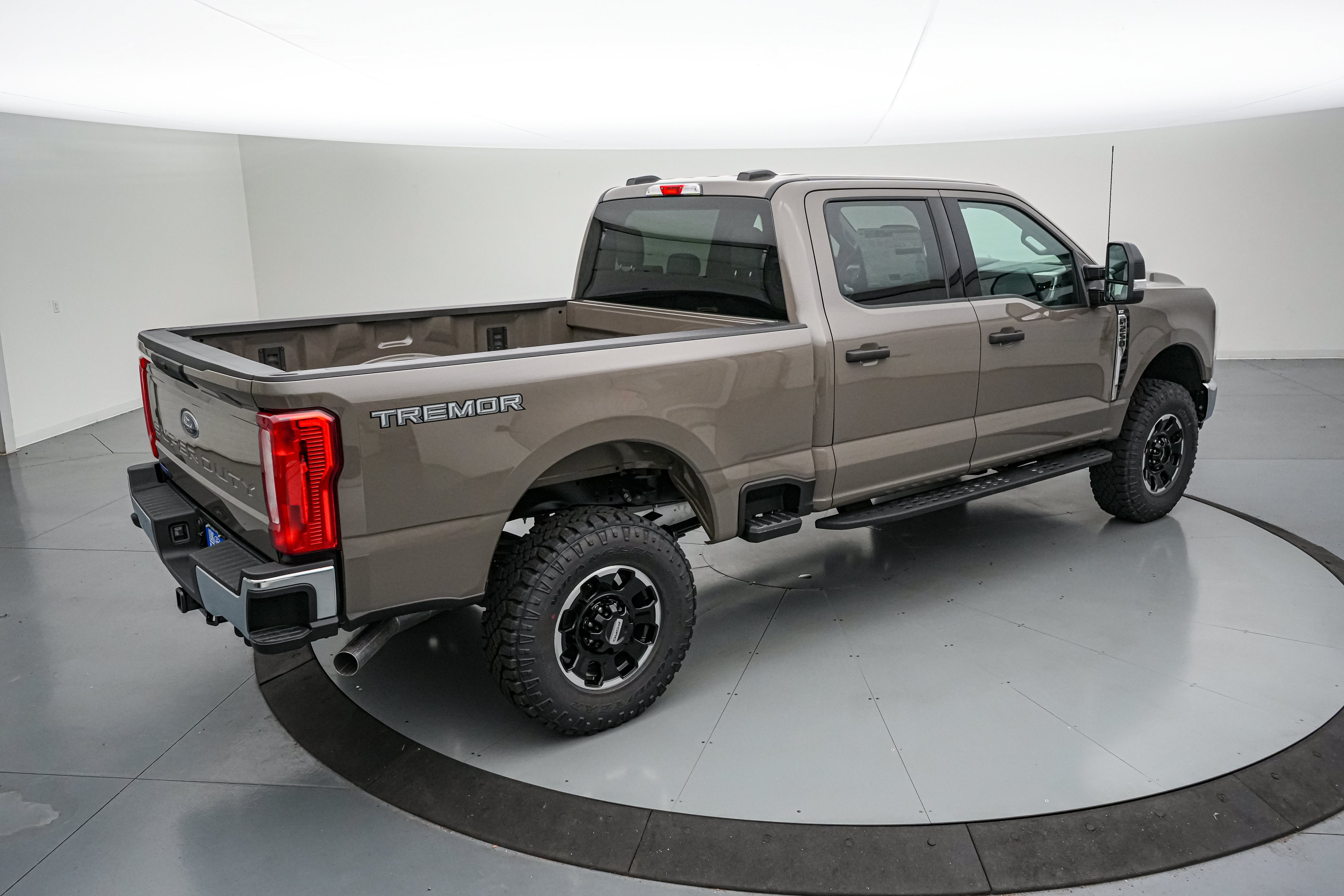 2026 Ford Super Duty F-250 SRW XLT Tremor
