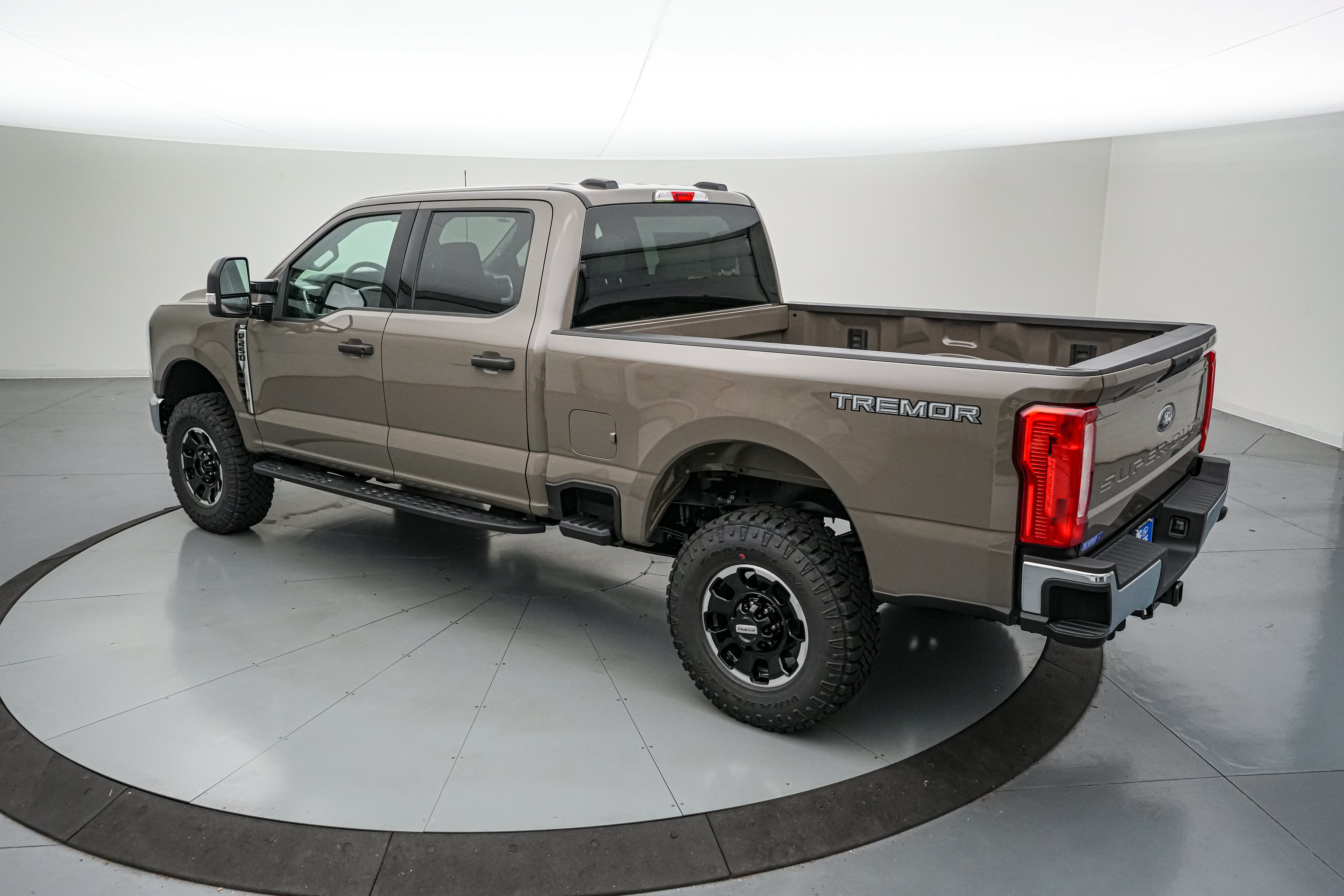 2026 Ford Super Duty F-250 SRW XLT Tremor